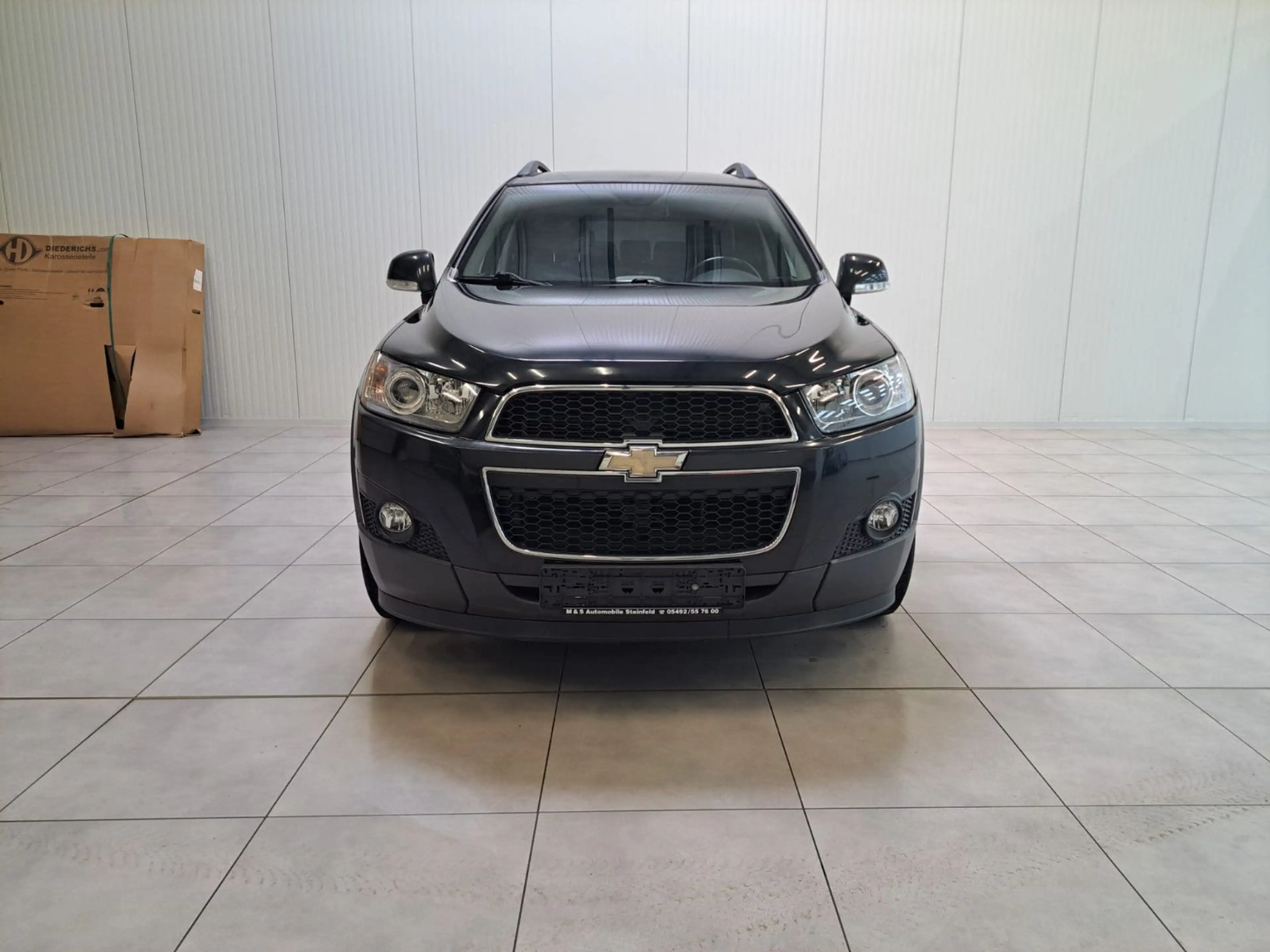 Chevrolet Captiva 2.4 LT 2WD / 7SITZER / AHK / T-LEDER — photo 2