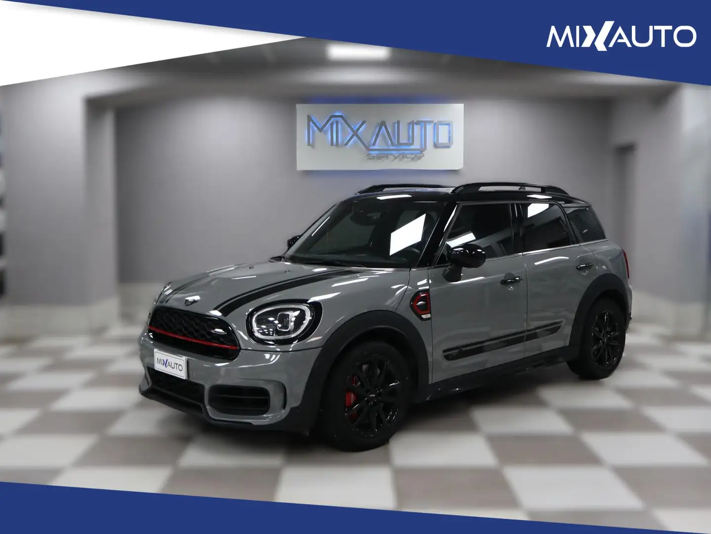 MINI One Countryman 2.0 JCW Essential ALL4 Auto Gris - 1