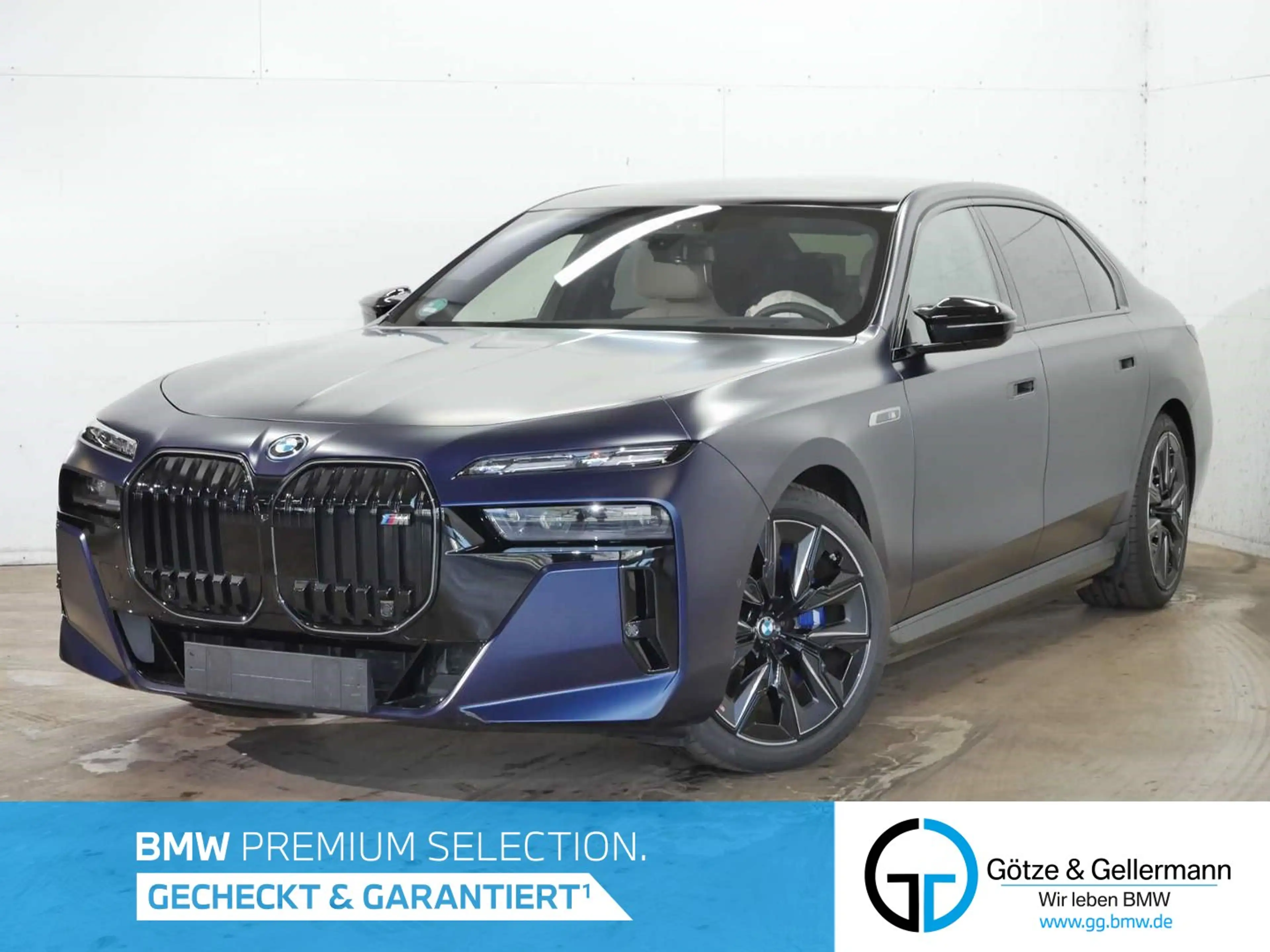 BMW i7 M70 xDrive Limousine //B&W Pano Massage