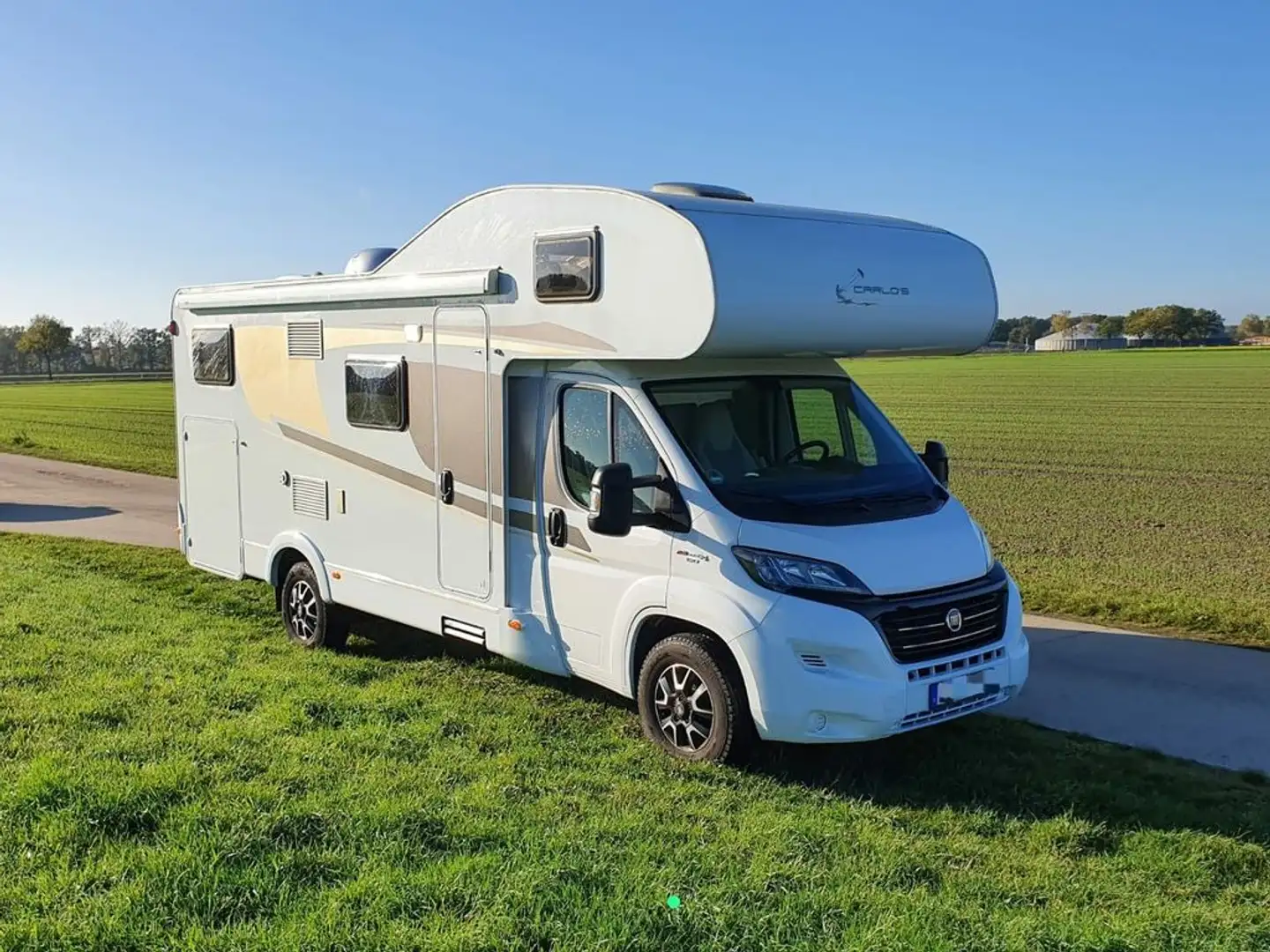 Caravans-Wohnm Carado A 464 Weiß - 1