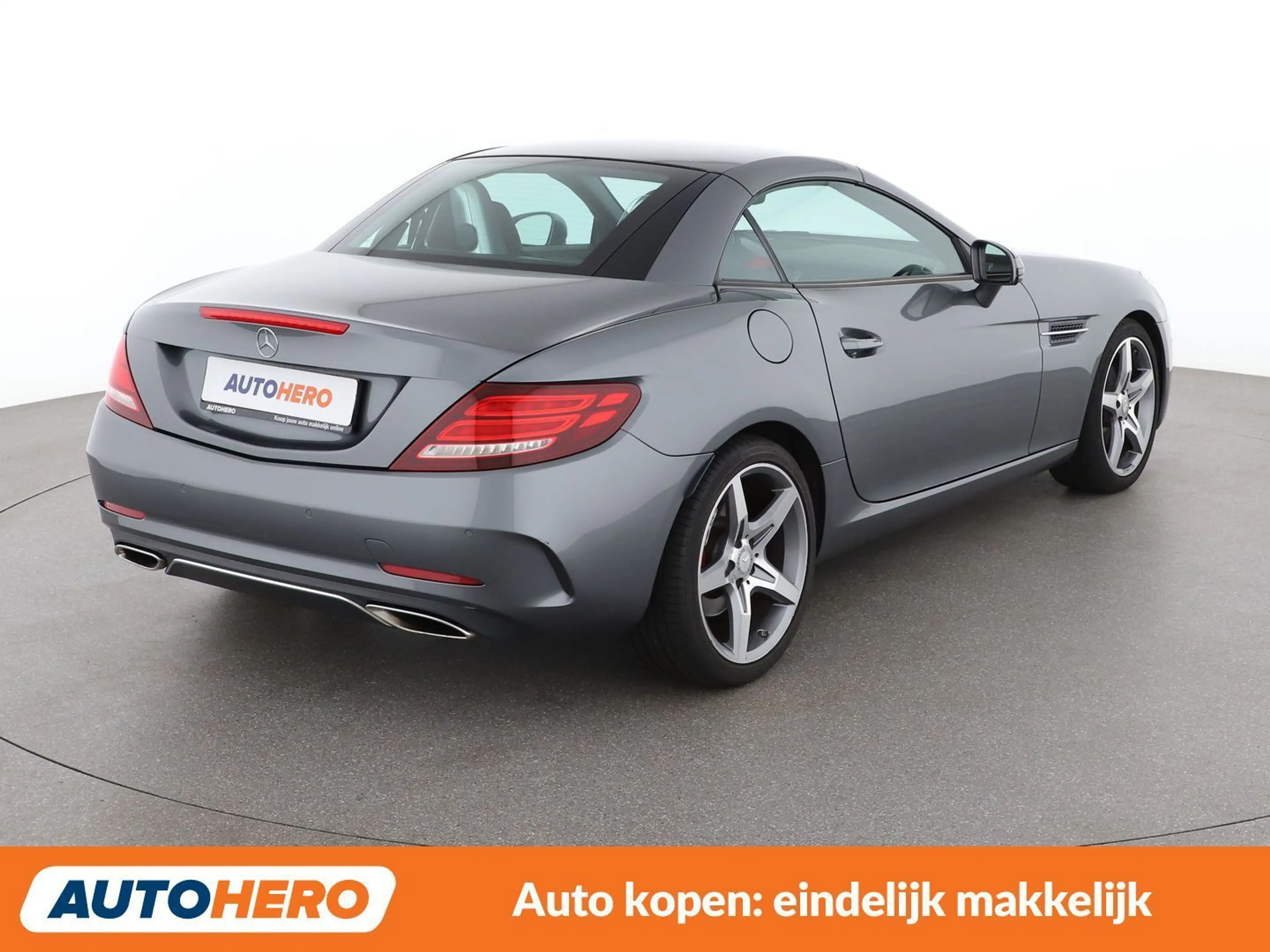 Mercedes-Benz SLC 180 SLC 180 AMG Line — photo 6