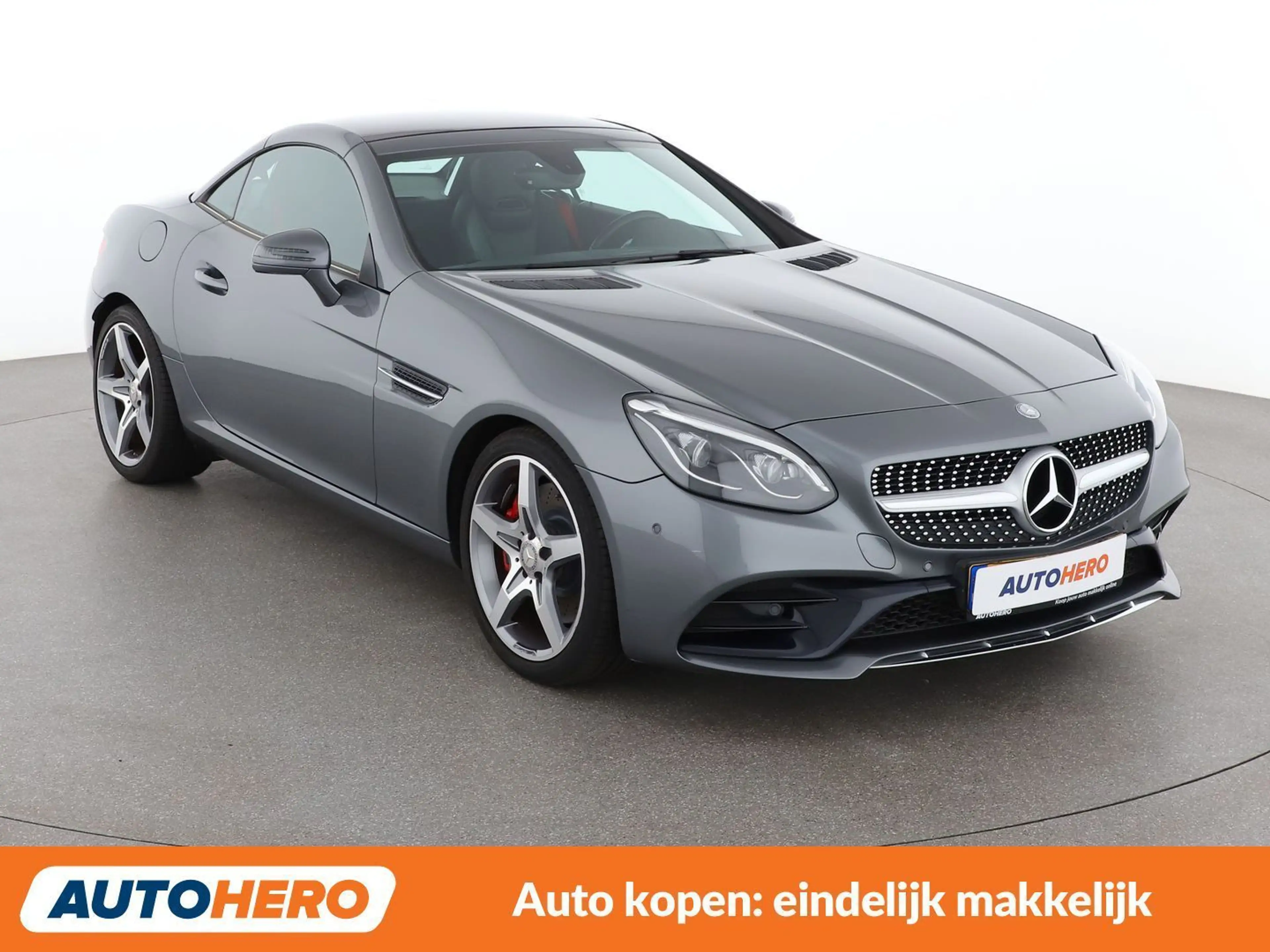 Mercedes-Benz SLC 180 SLC 180 AMG Line — photo 8