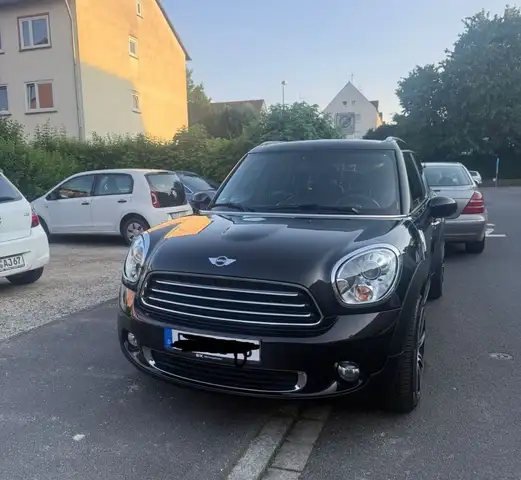 MINI Cooper Countryman 2.Hand Top Zustand Xenon Schec