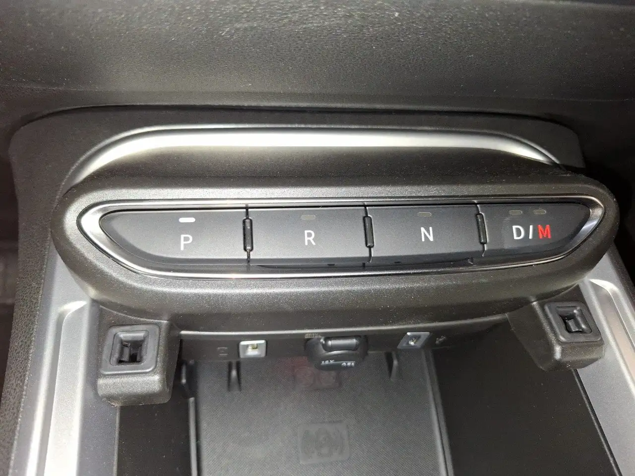 Jeep Avenger 1.2 turbo e-hybrid mhev Summit fwd 110cv e 15