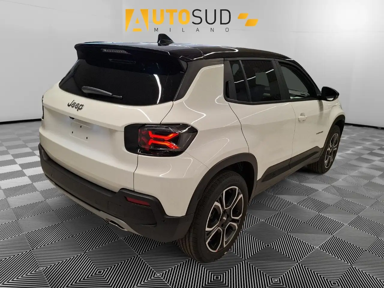 Jeep Avenger 1.2 turbo e-hybrid mhev Summit fwd 110cv e 6