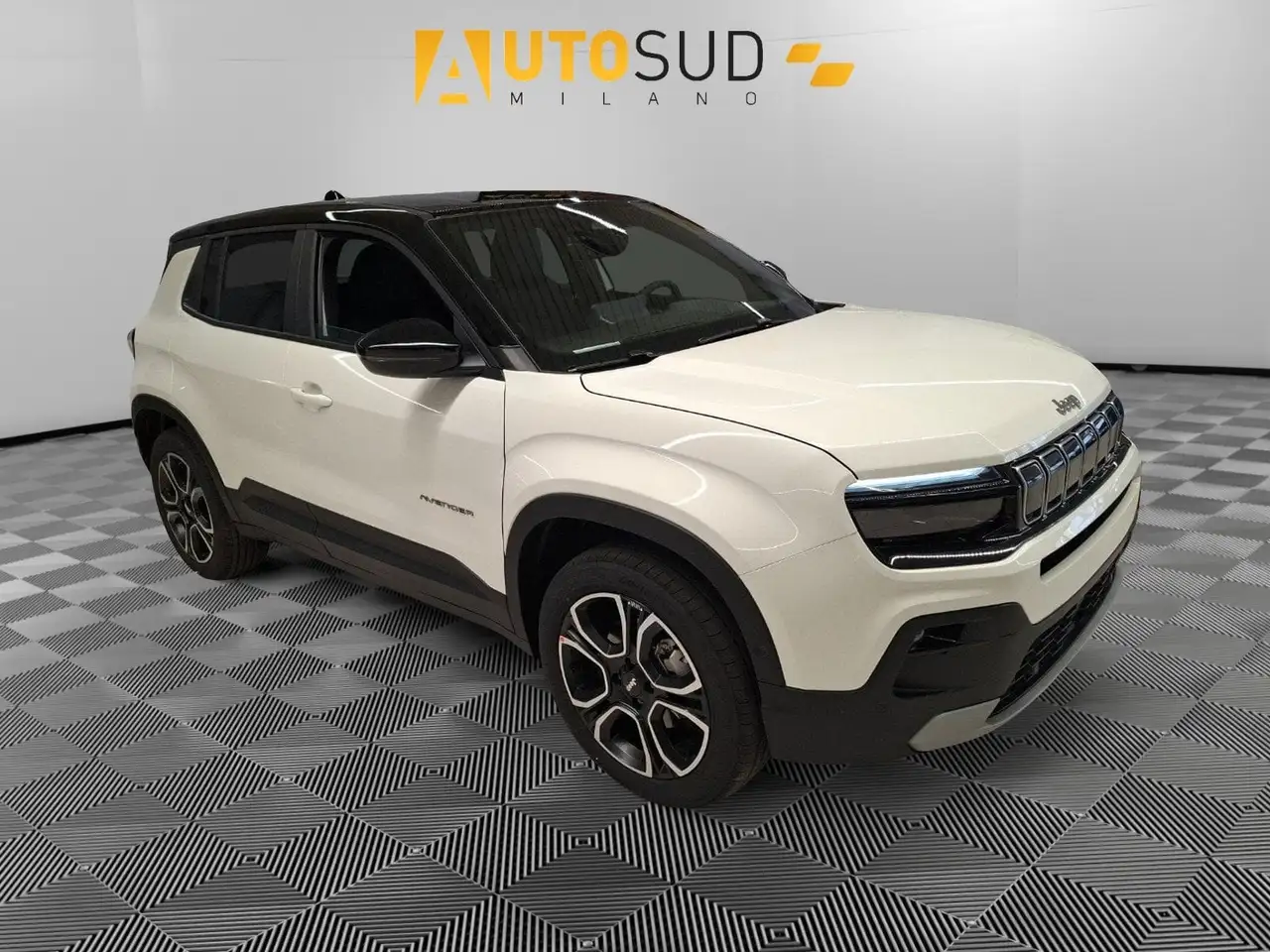 Jeep Avenger 1.2 turbo e-hybrid mhev Summit fwd 110cv e 8