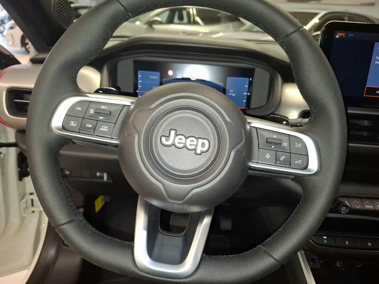 Jeep Avenger 1.2 turbo e-hybrid mhev Summit fwd 110cv e 14