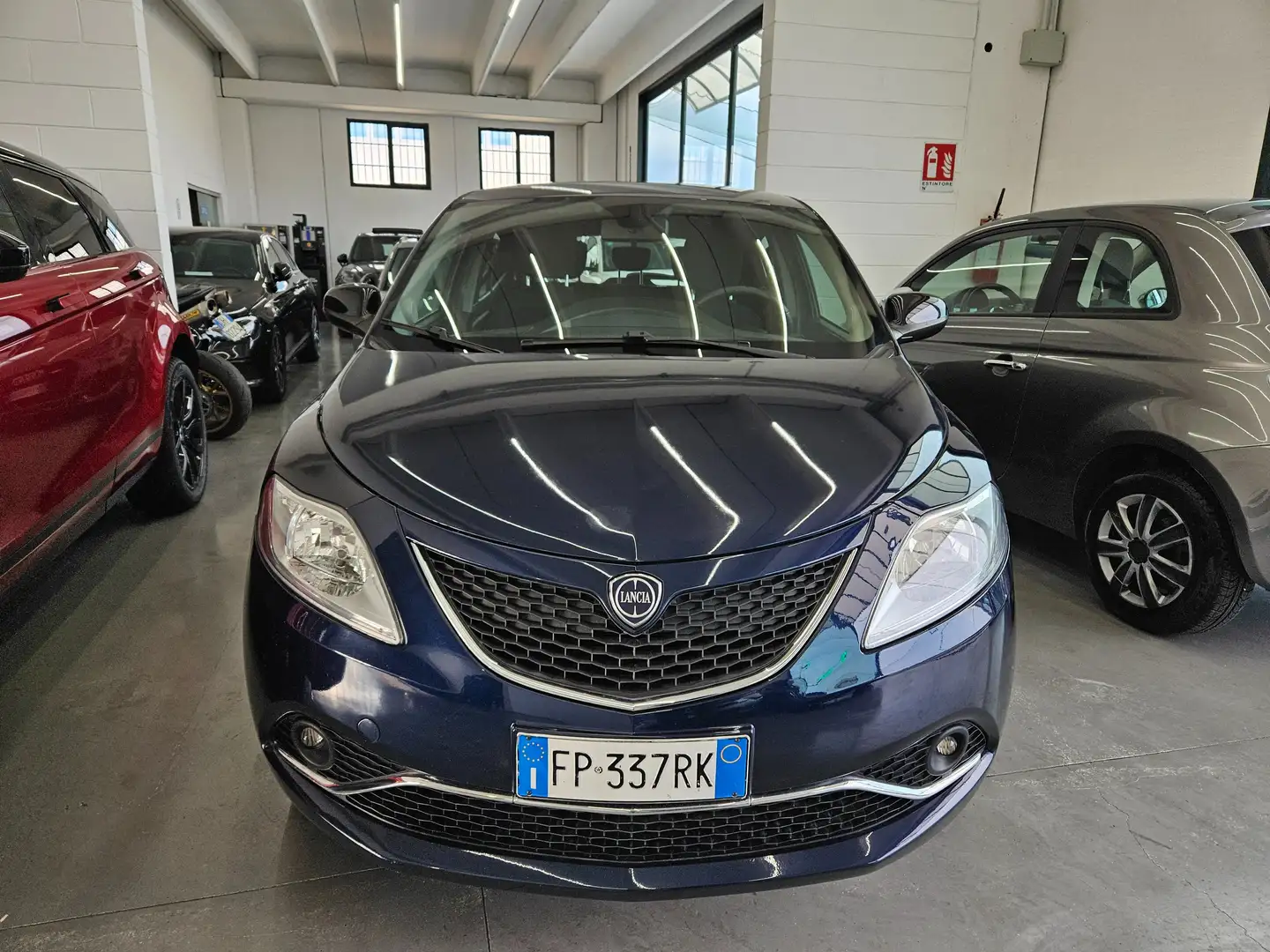 Lancia Ypsilon Ypsilon III 2015 1.2 Platinum 69cv my18 Bleu - 2