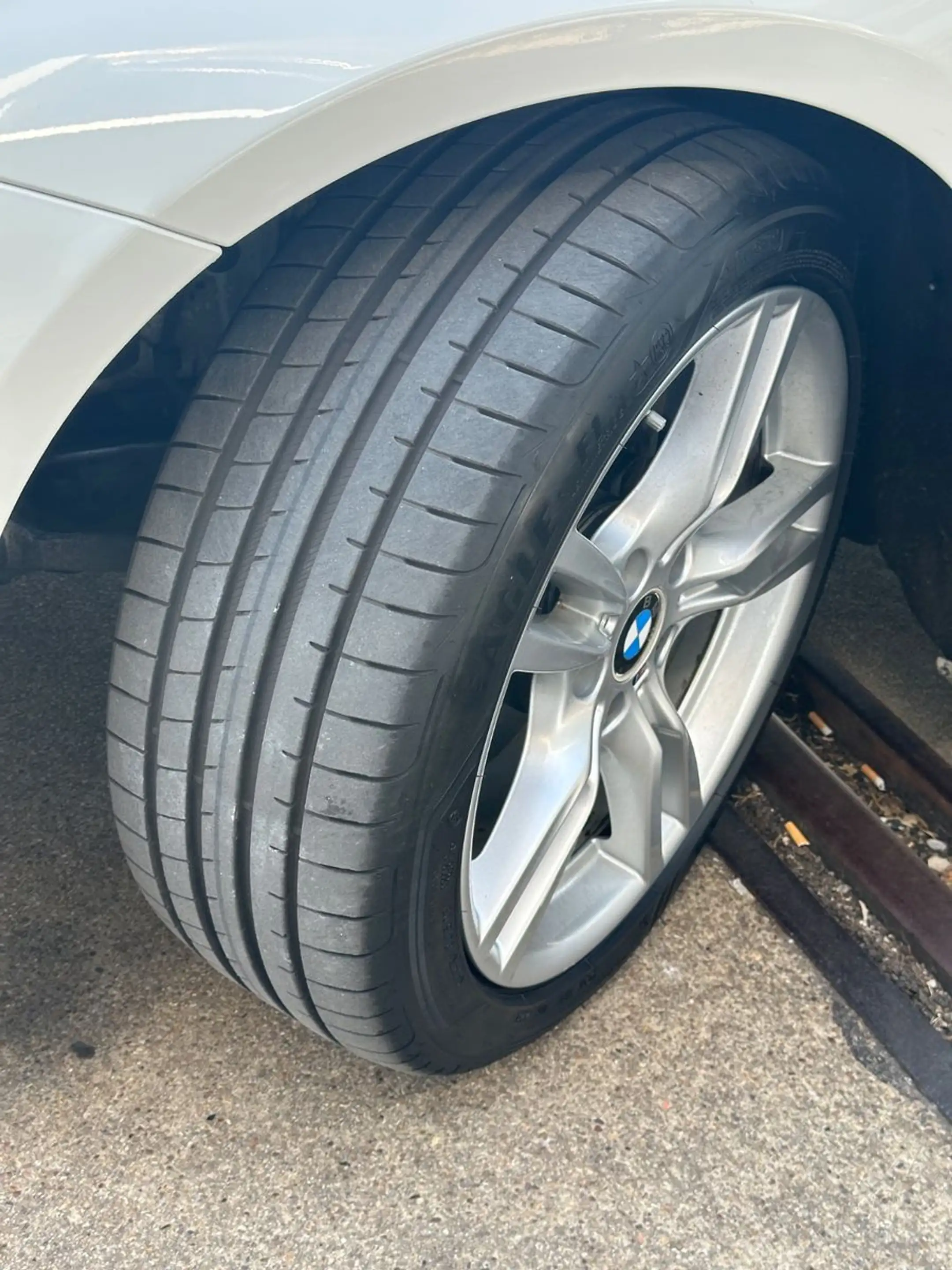 BMW 325 3 Touring 325 d M Sport — photo 8