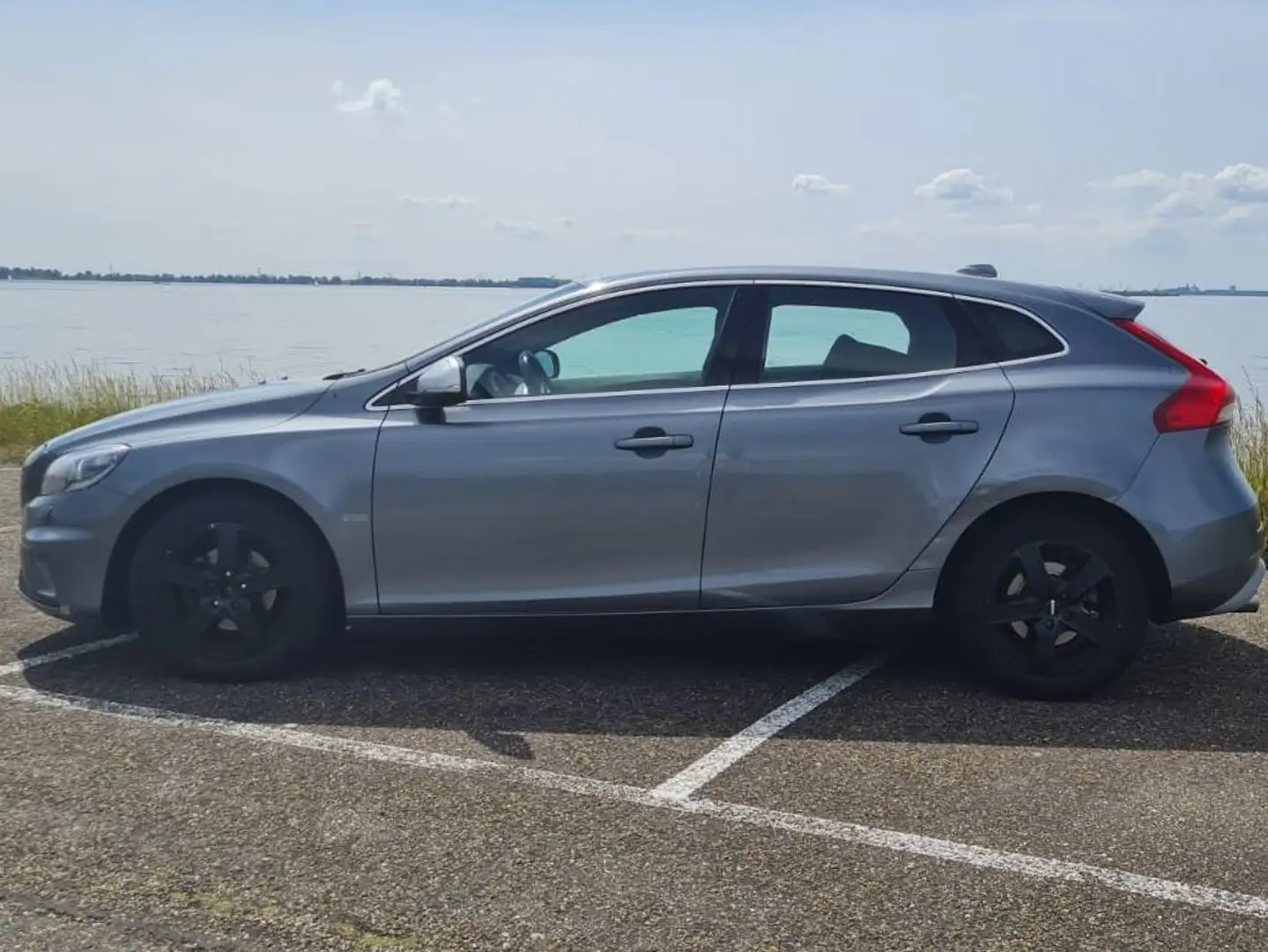 Volvo V40 V40 2.0 D2 R-Design Bns Szürke - 1