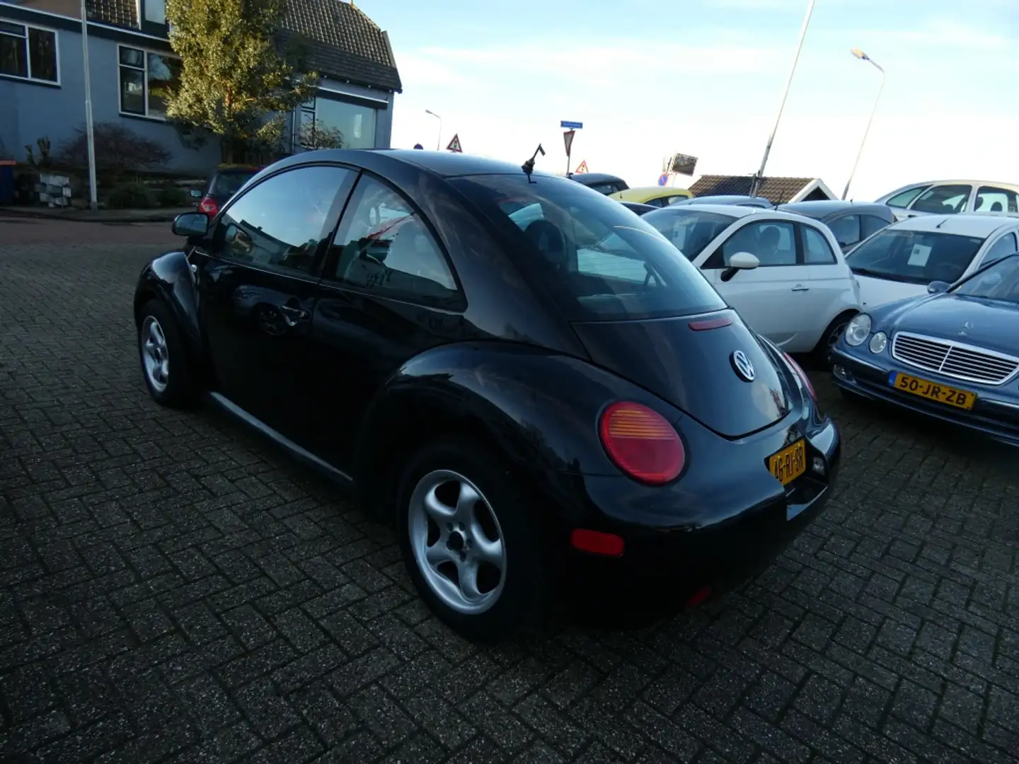Volkswagen Beetle 2D Schwarz - 2
