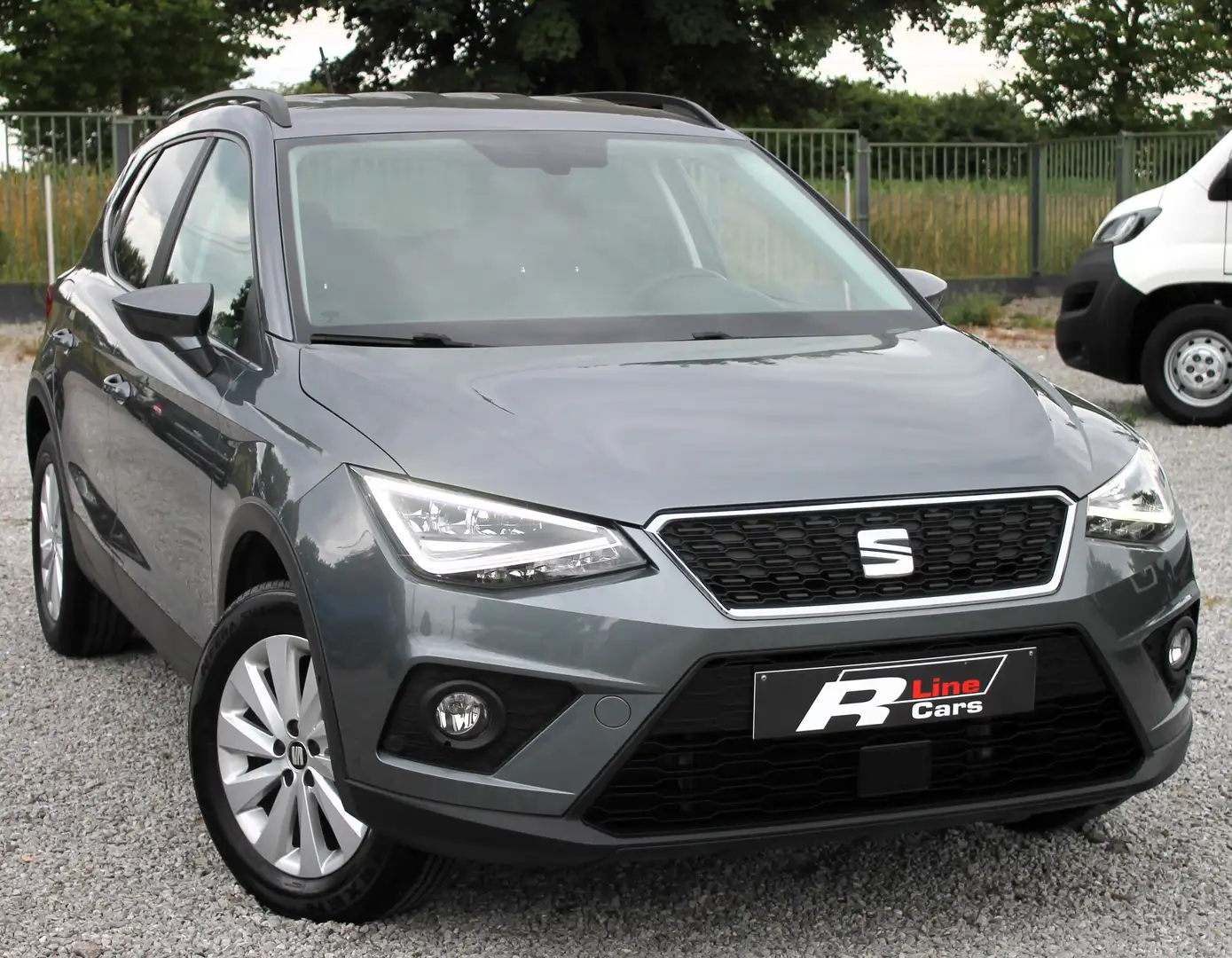 SEAT Arona Arona 1.0 TSI (EU6.d) LED BI-XENON CLIM GPS JTS GR Grijs - 2