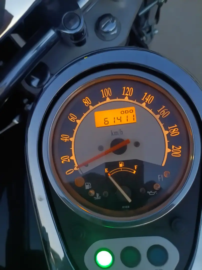 Kawasaki Vulcan 900 Negro - 2