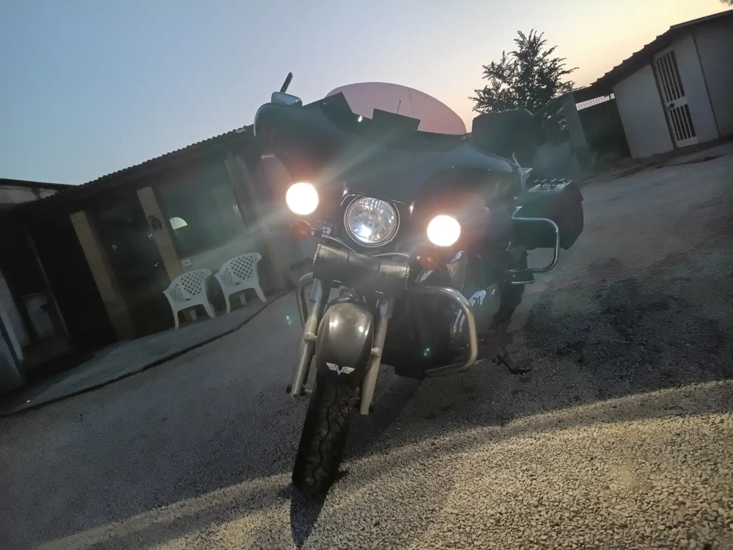 Kawasaki Vulcan 900 Negro - 1
