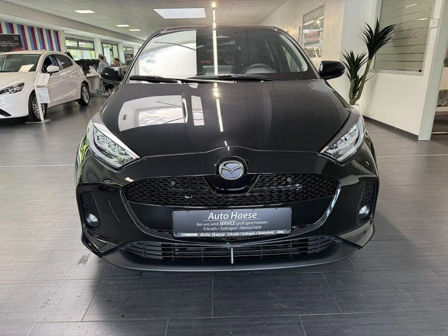 Mazda 2 Hybrid 1.5 116PS Homura LED Navi RFK Noir - 2