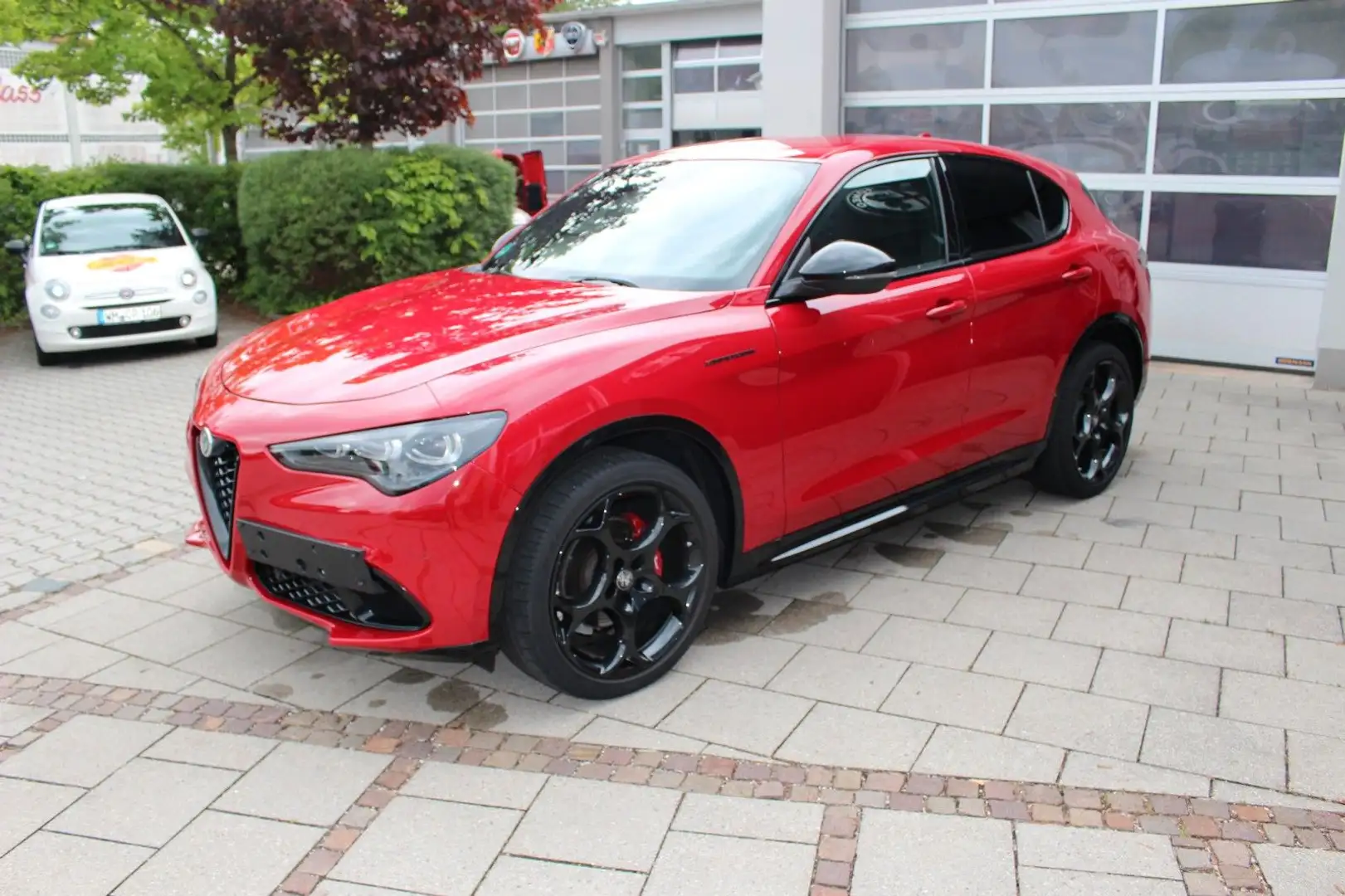 Alfa Romeo Stelvio Competizione Q4 MY23 Rot - 1