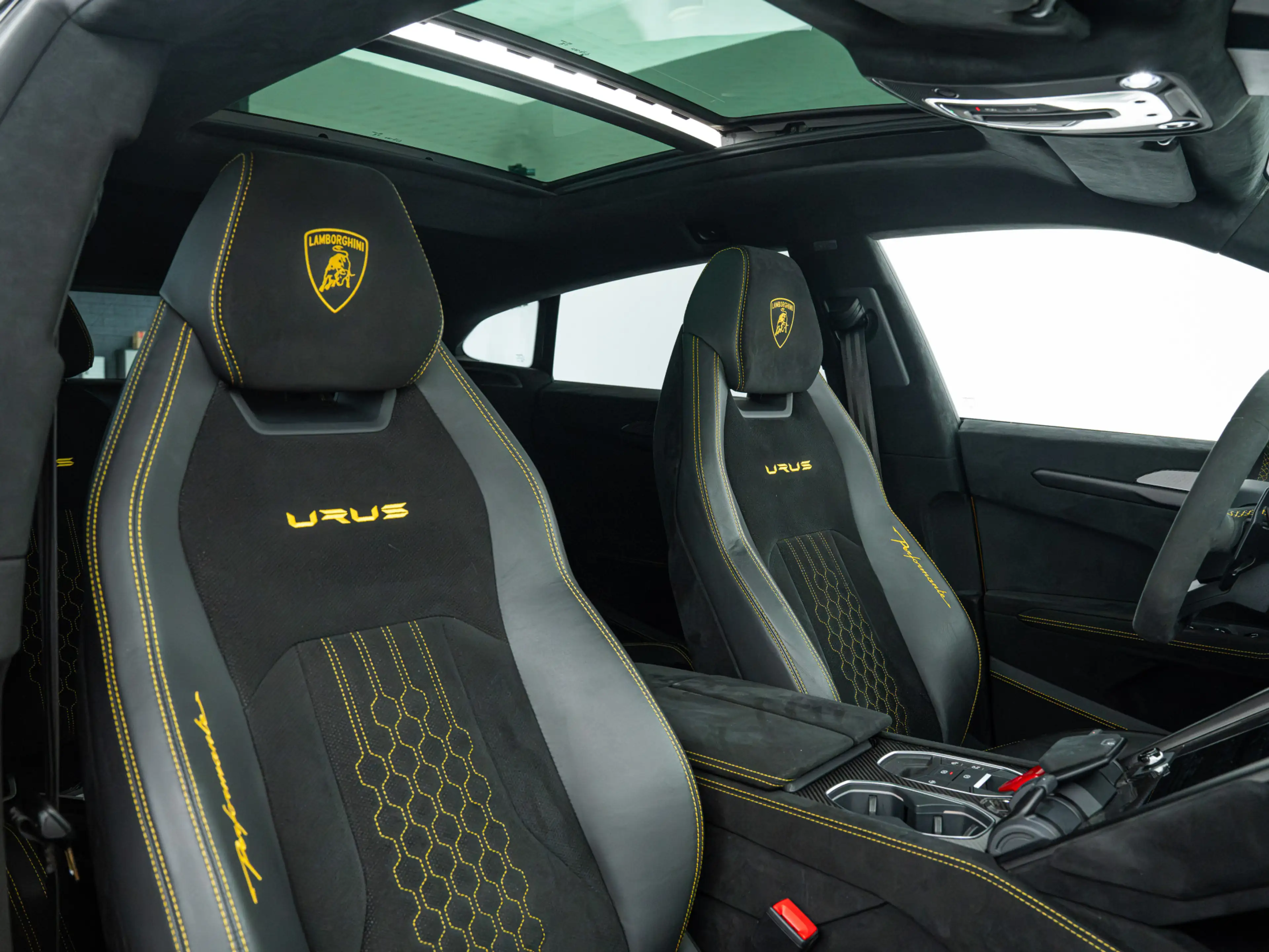 Lamborghini Urus Performante MY23 | B&O — photo 8