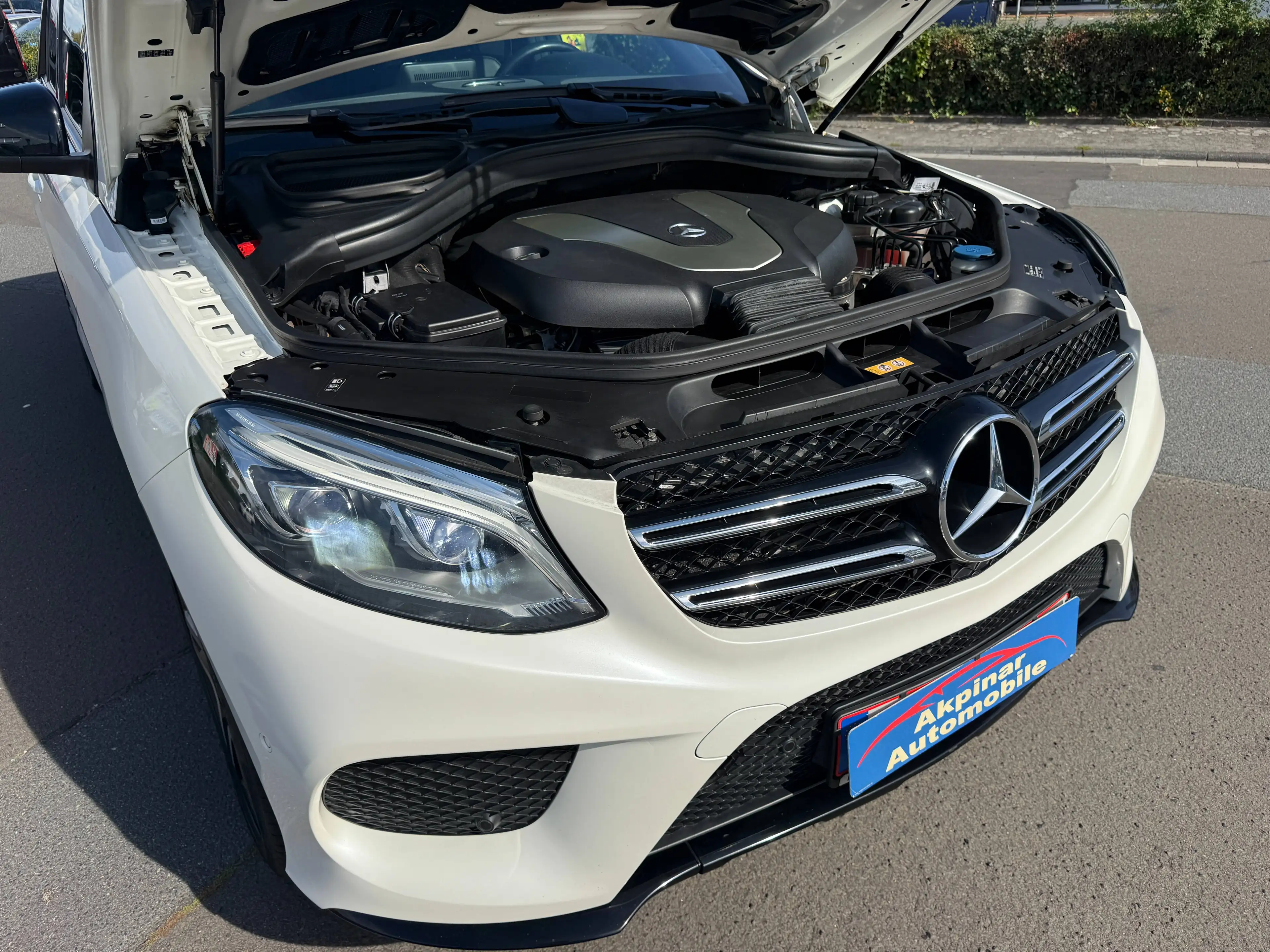 Mercedes-Benz GLE 350 GLE 350 d 4Matic AMG-Line (8xREIFEN*LEDER*PDC-KAMERA) — photo 9