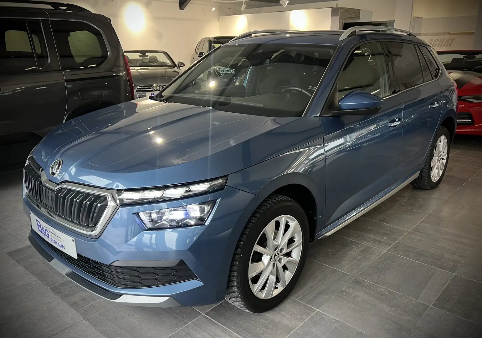 Skoda Kamiq CNG 1.0 TGI*LED*RADAR*CARPLAY*SIEGES SPORT Blau - 1