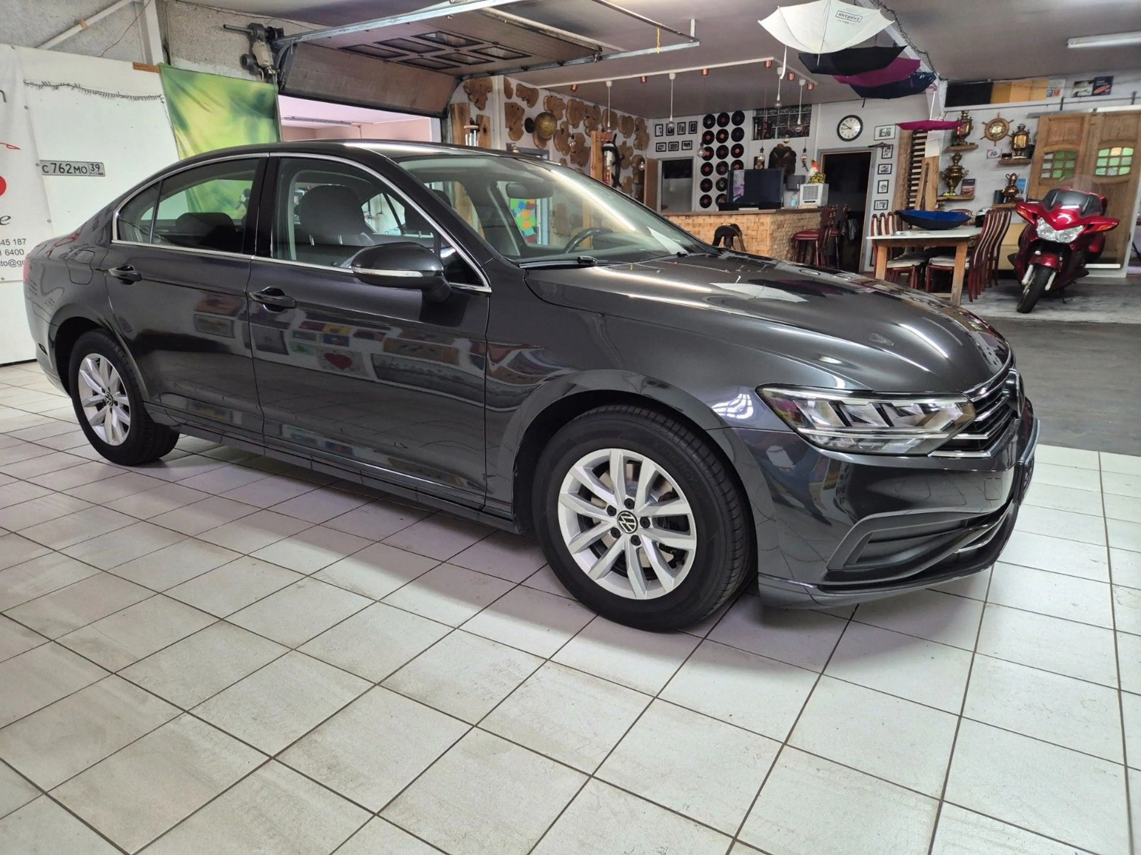 Volkswagen Passat Lim. Business LED — photo 4