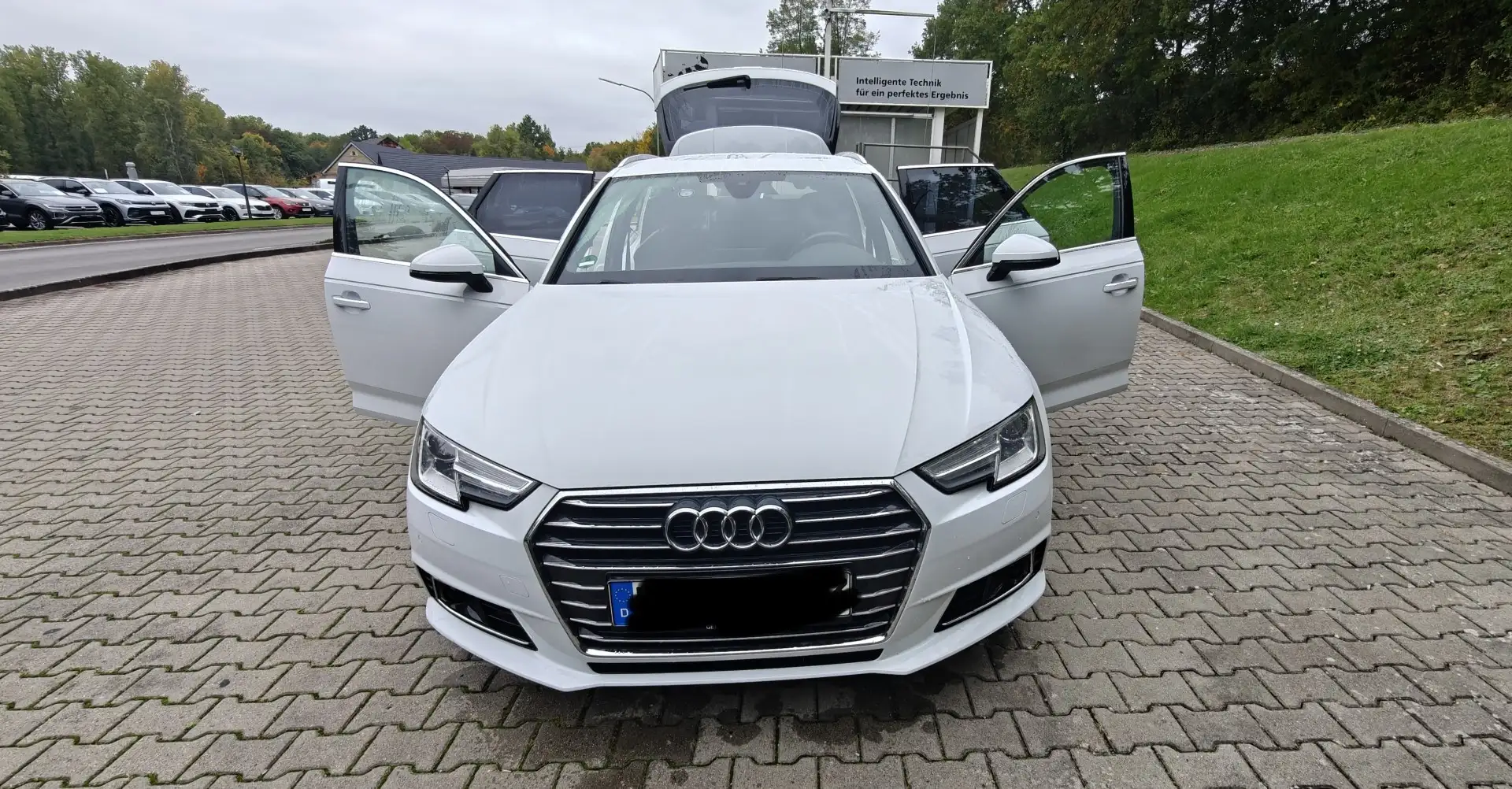Audi A4 Avant 2.0 TFSI S tronic design Weiß - 1