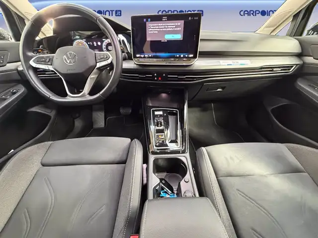 Volkswagen Golf view 11