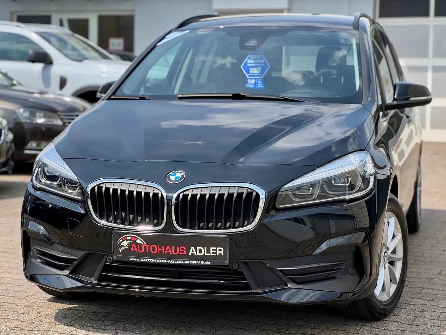 BMW 216 Advantage*AUTOM*NAV*AHK*HUD*LED* Schwarz - 2