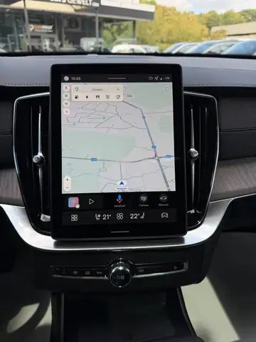 Volvo XC90 view 14