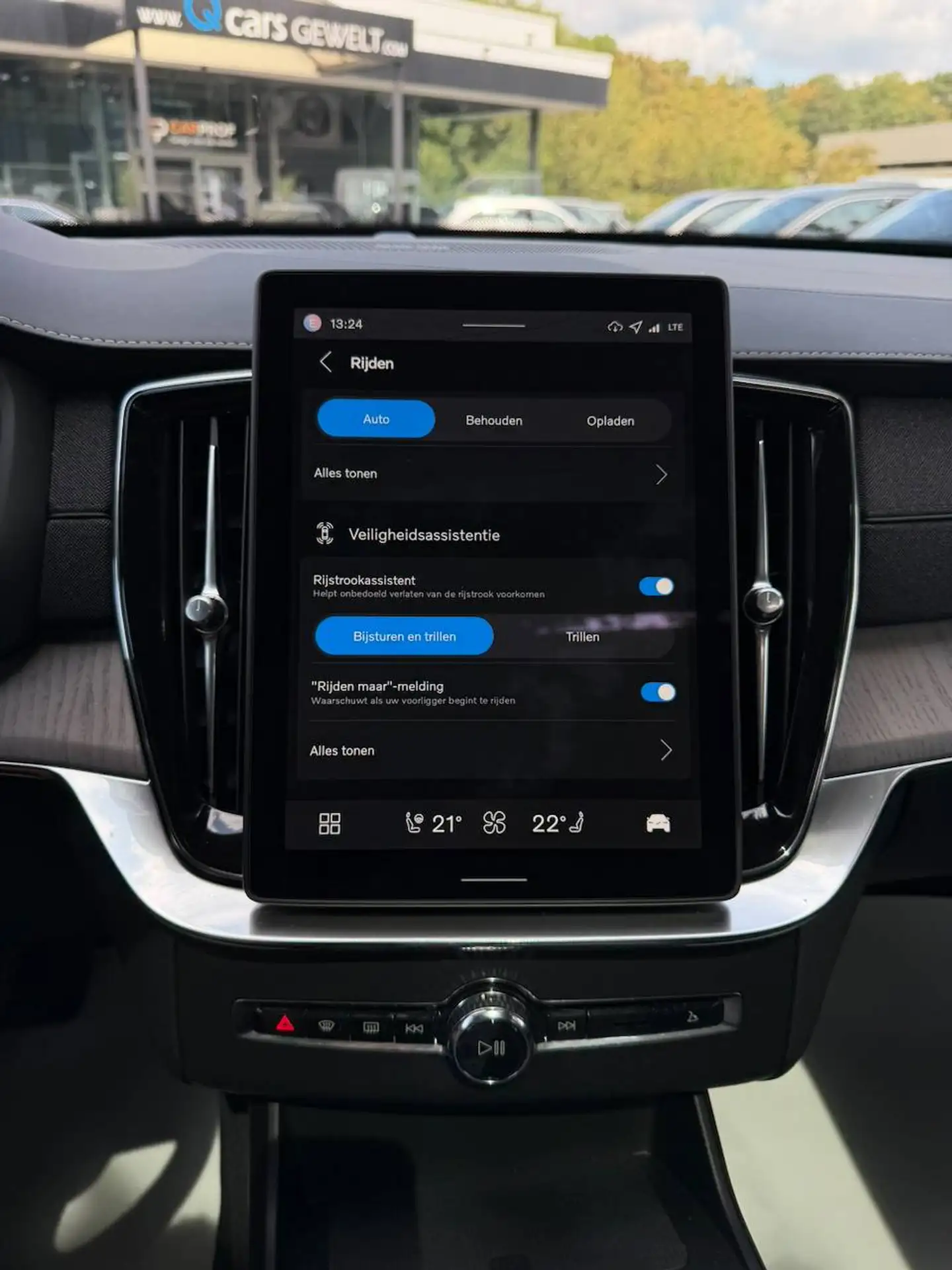 Volvo XC90 T8 ULTRA DARK MASSAGE GEKOELDE ZETELS PANO HARMAN KARDON — 18/22