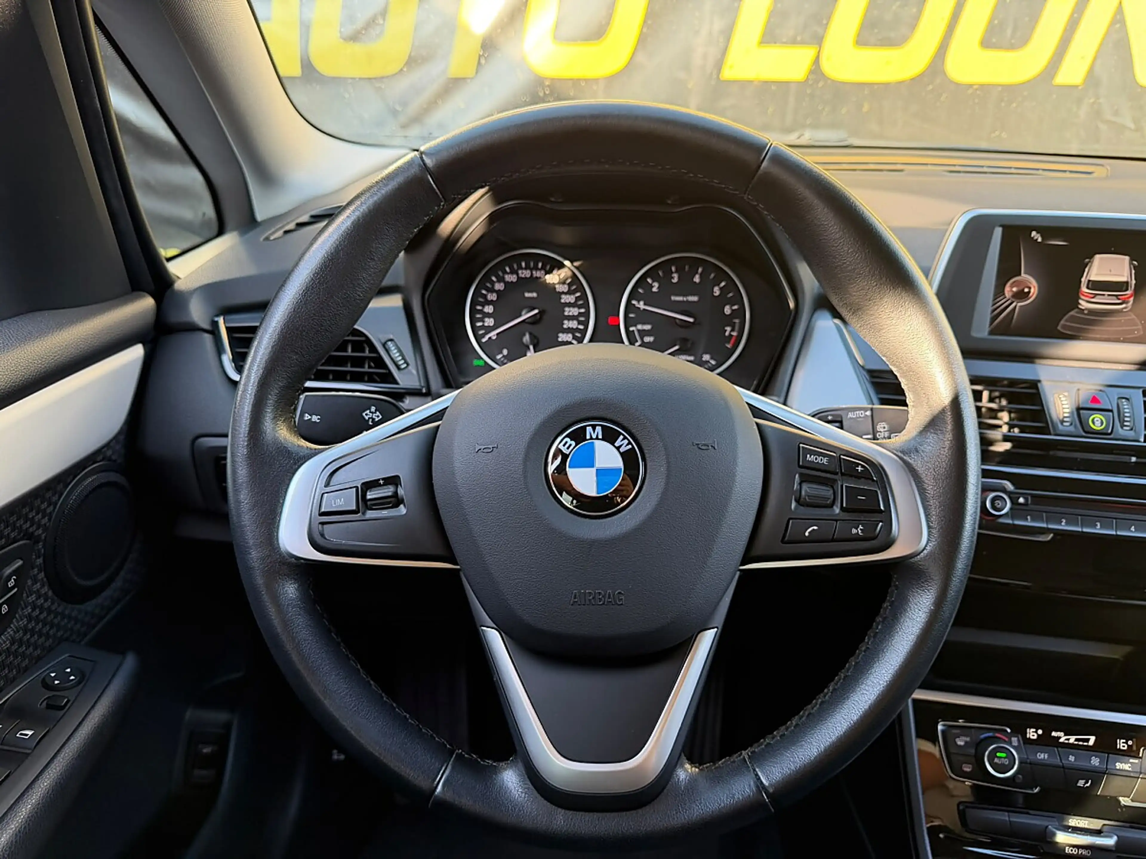 BMW 216 i Gran Tourer — photo 5