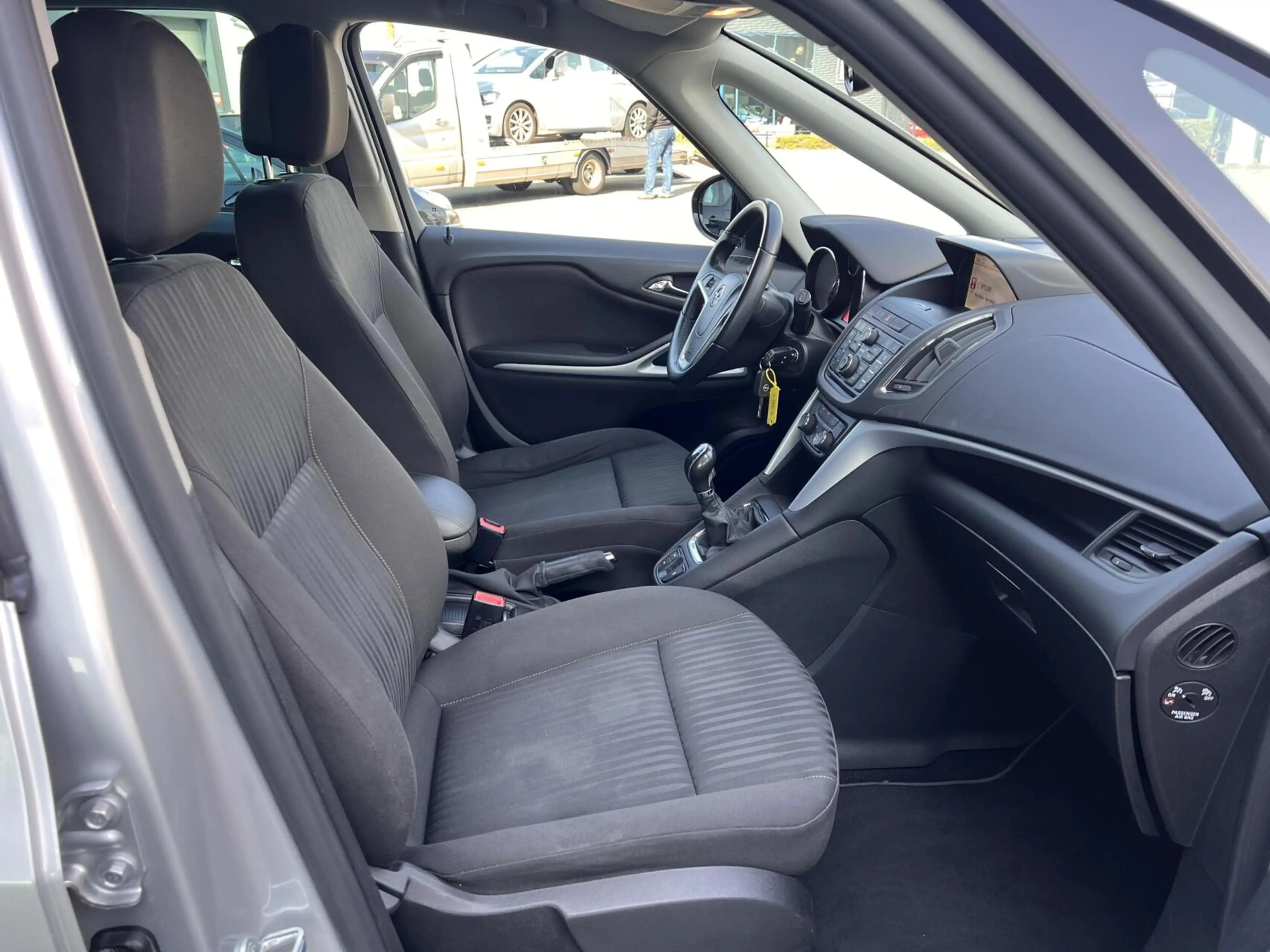 Opel Zafira Tourer 1.4 Berlin 140PK Trekhaak 1e Eig NAP — photo 20