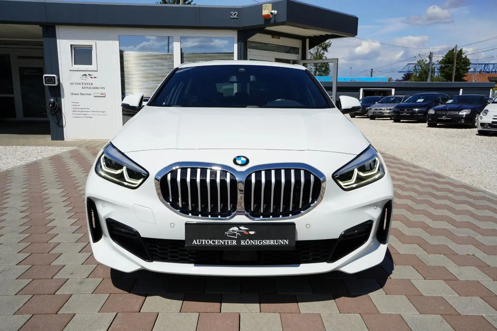 BMW 118 i M Sport*2.Hand*Automatik*Tempo*8 Fach*LED* Bianco - 2