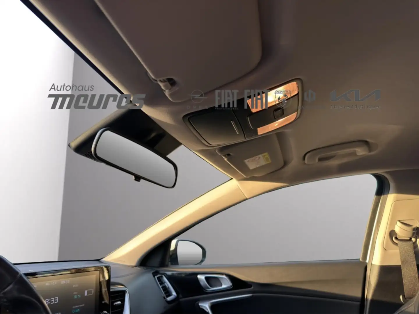 Kia XCeed PHEV Vision 1.6 Plug-in Hybrid Navi Keyless Klimaa Wit - 2