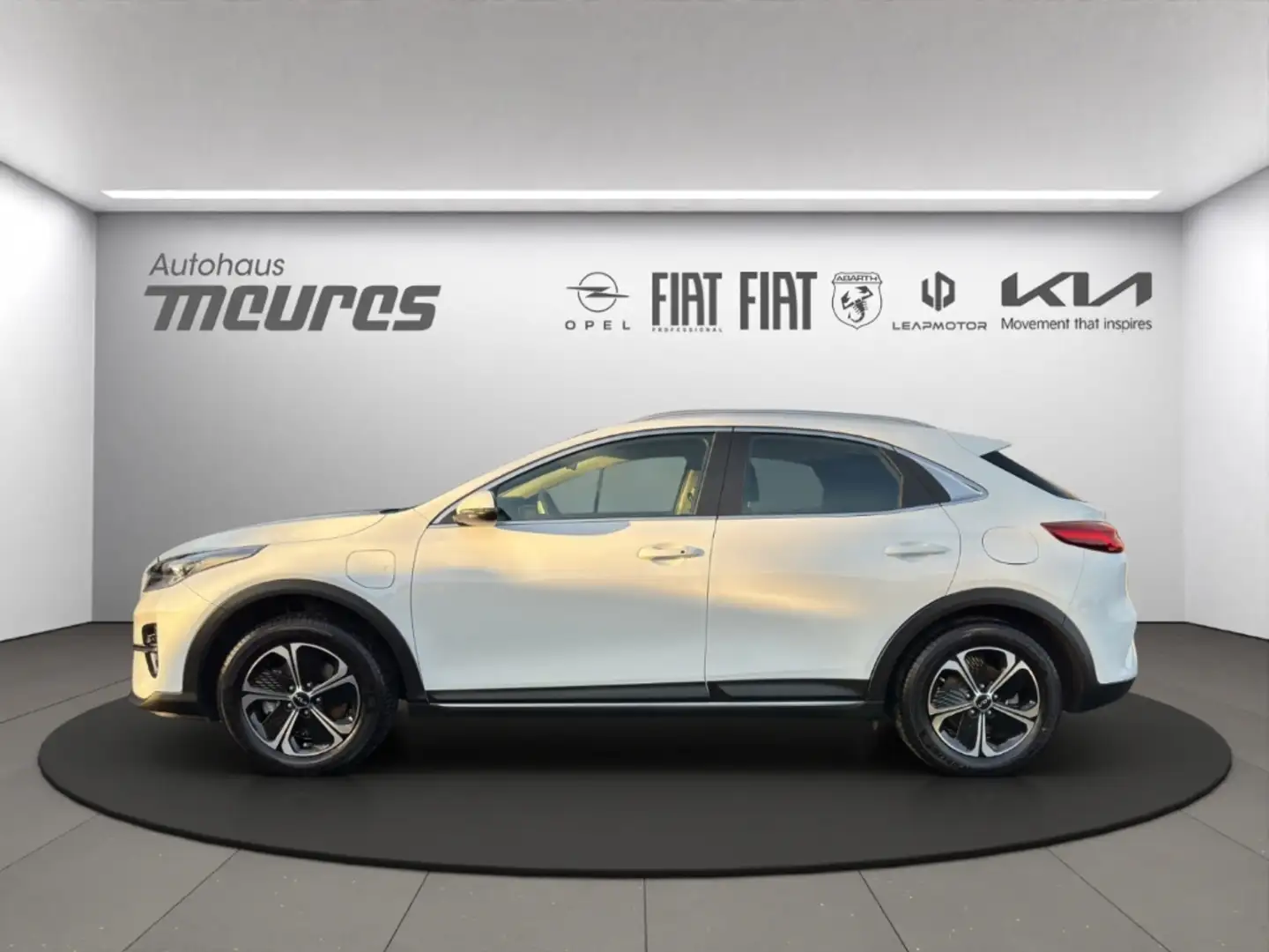 Kia XCeed PHEV Vision 1.6 Plug-in Hybrid Navi Keyless Klimaa Blanc - 2