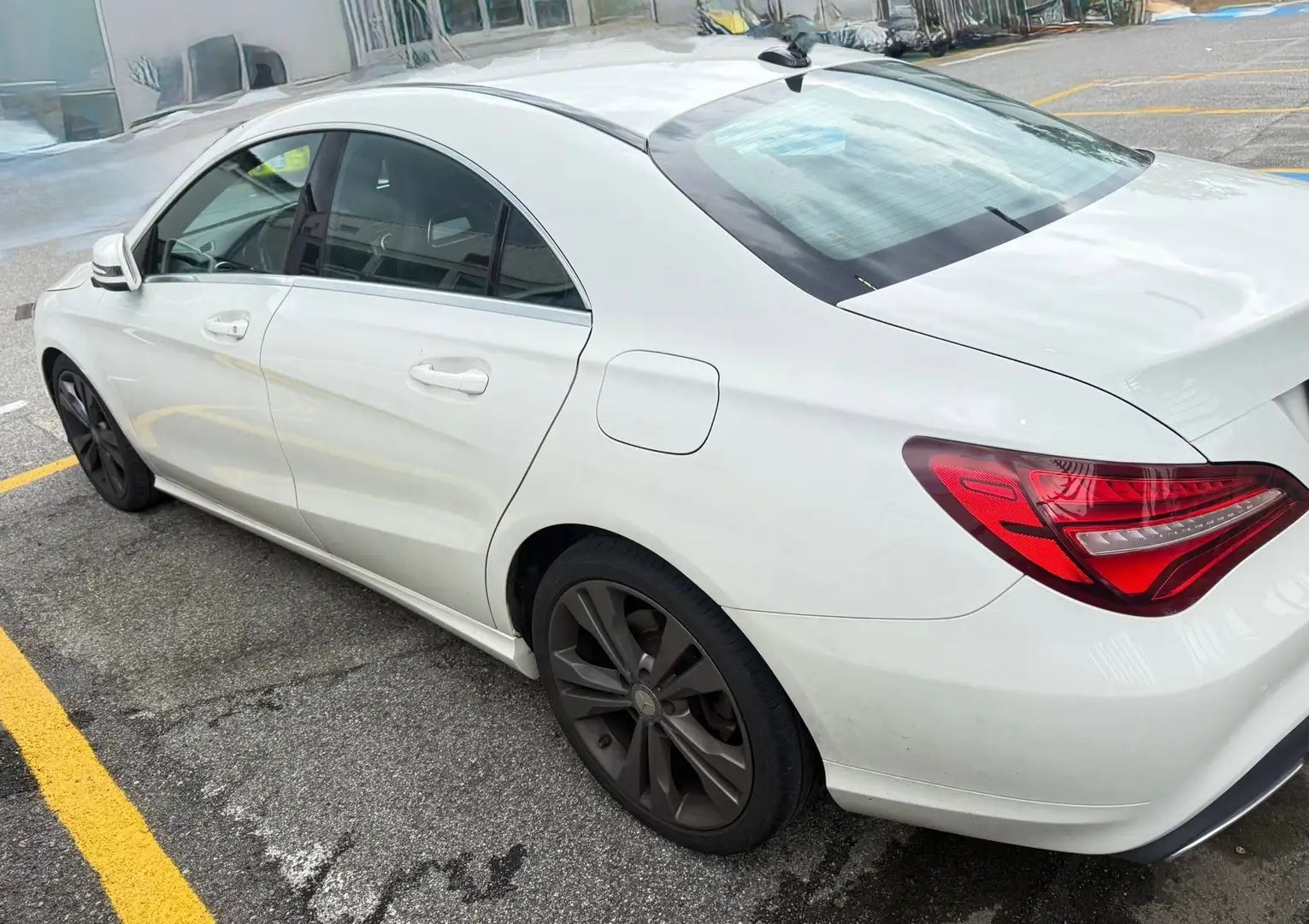 Mercedes-Benz CLA 180 d (cdi) Sport E6 Bianco - 2