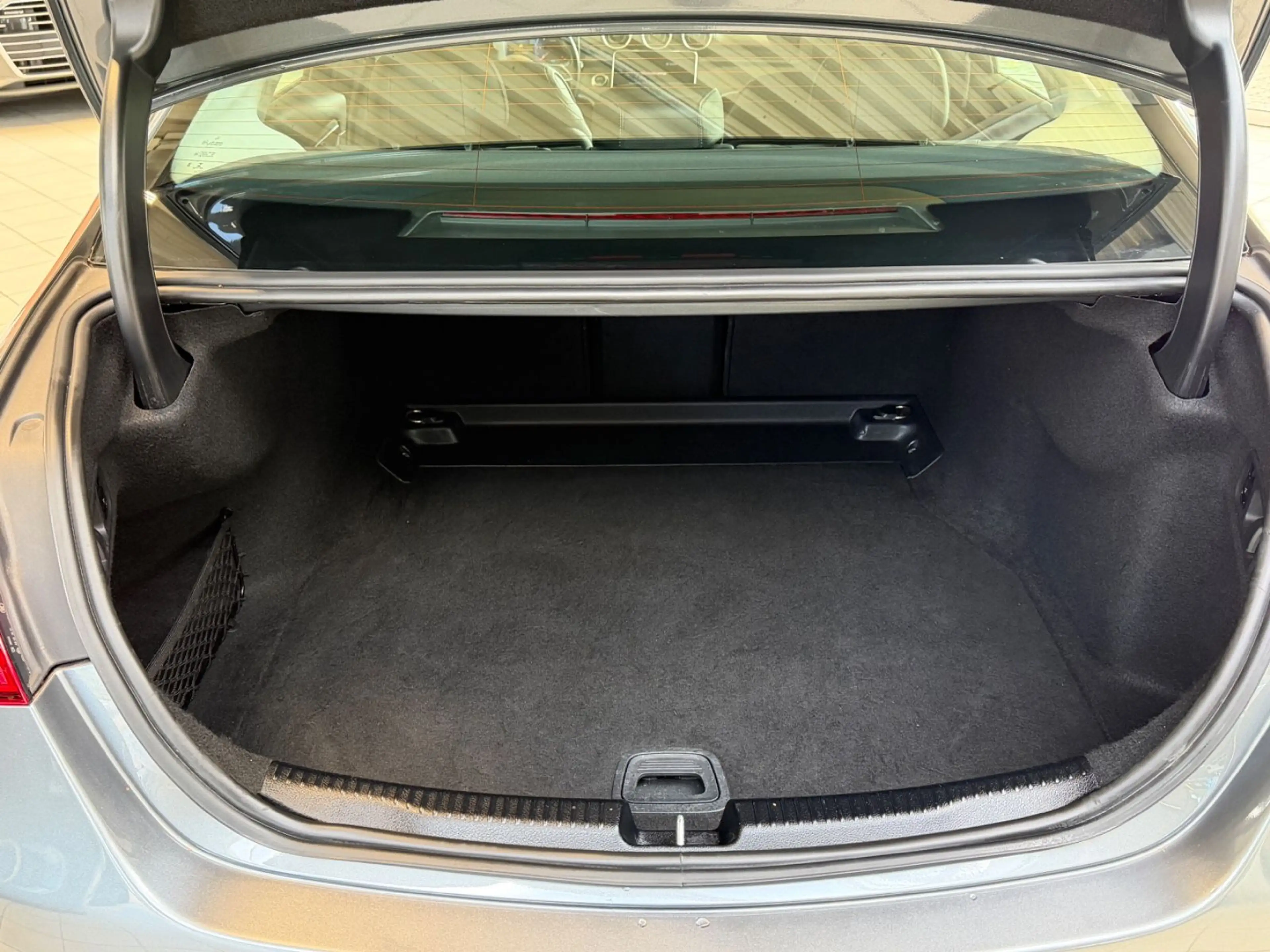 Mercedes-Benz C 220 d Lim. 9G-Tronic/Distronic/360/MultiBeam — photo 7