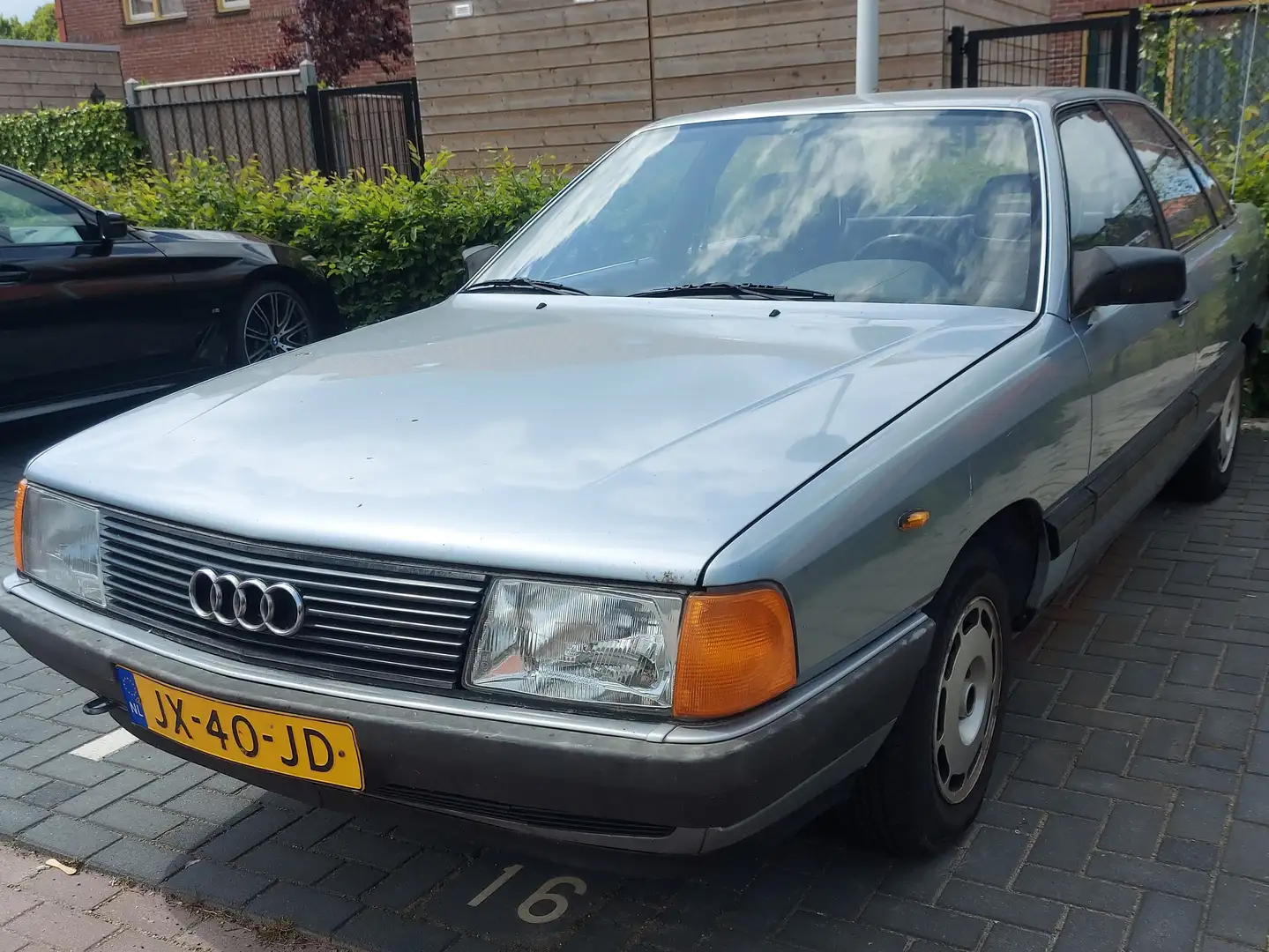 Audi 100 Overig 1.8 Szürke - 1