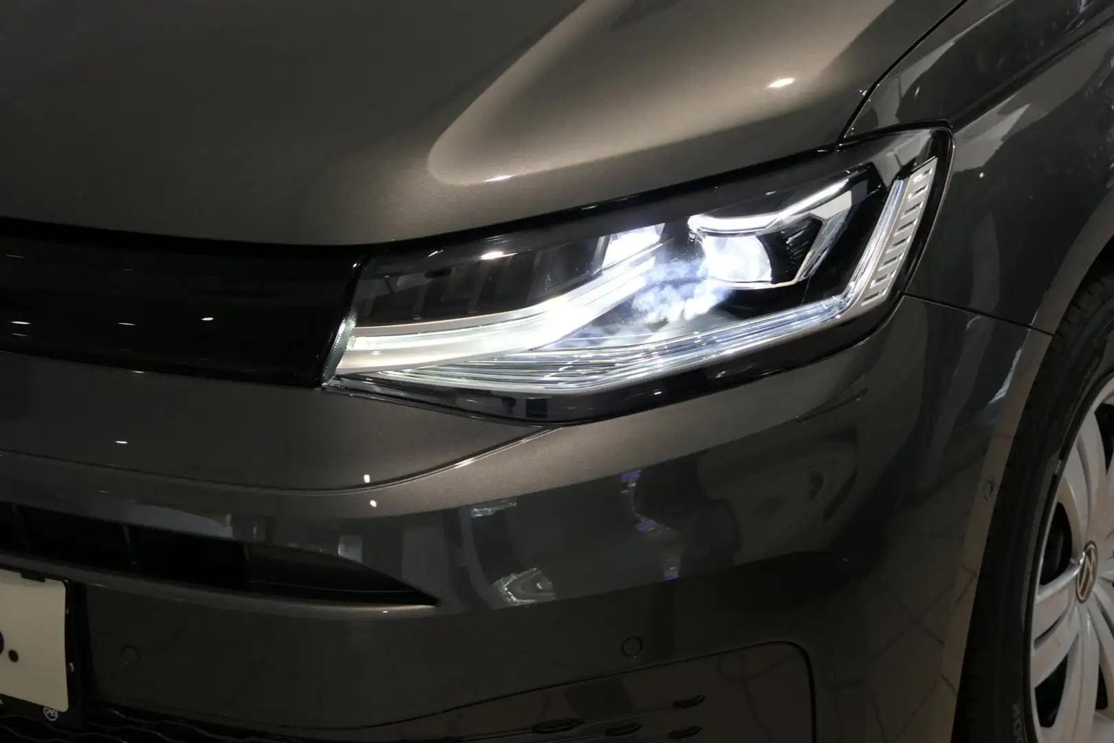Volkswagen Caddy TSI Grau - 2