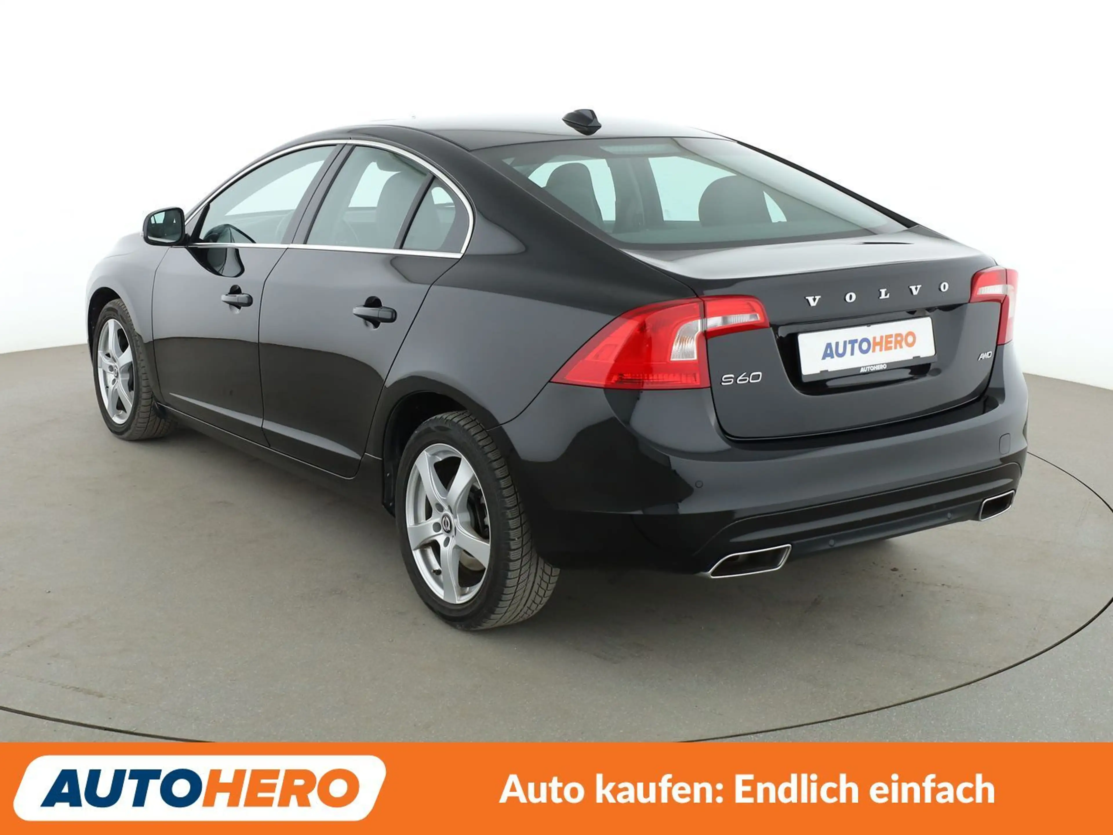 Volvo S60 2.4 D4 Summum AWD Aut.*NAV*ACC*CAM*PDC*SHZ*ALU* — photo 4