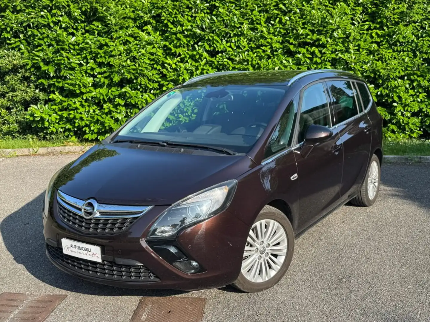Opel Zafira Tourer 2.0 CDTi 130CV aut. Cosmo - 2
