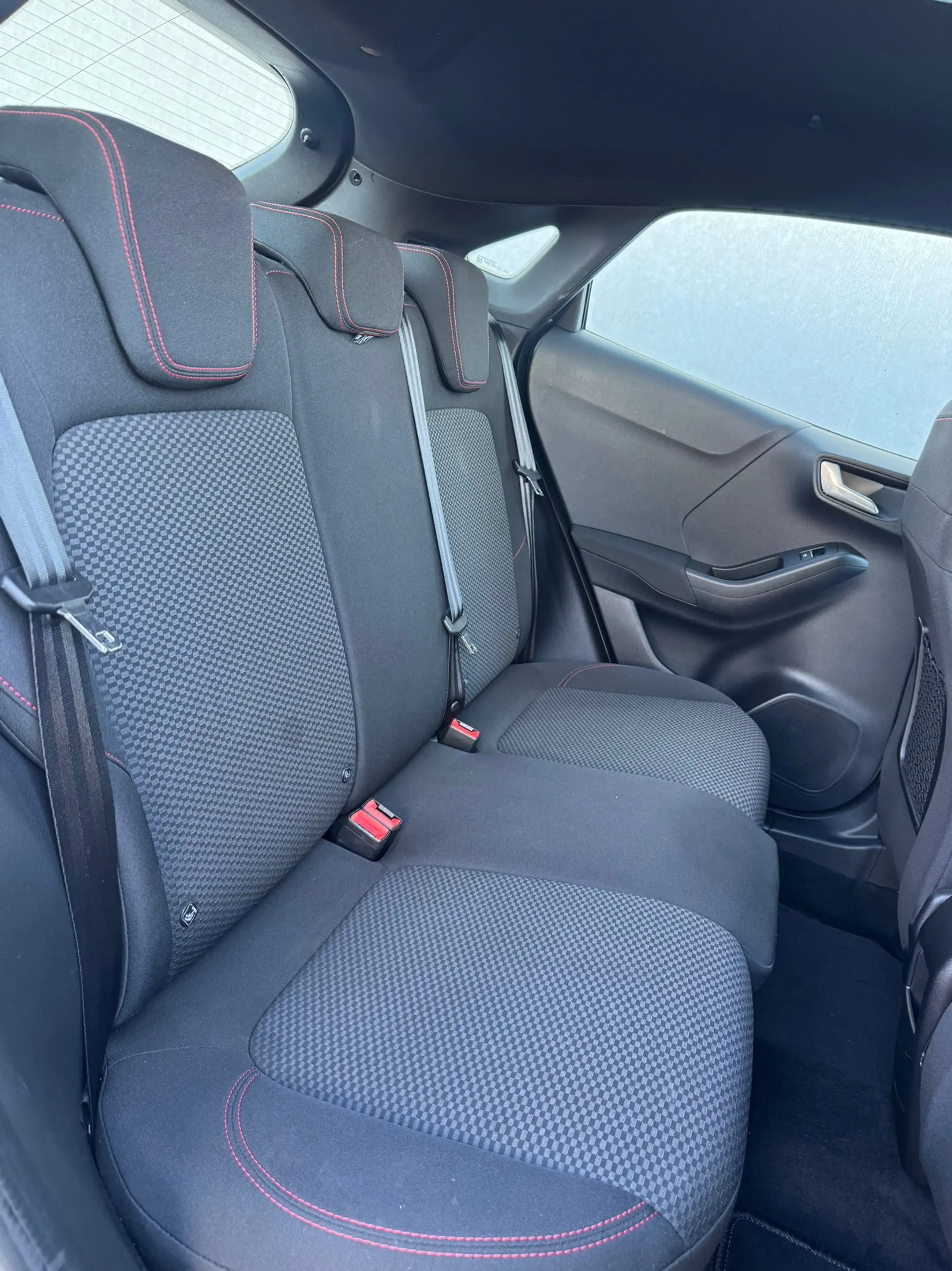 Ford Puma 1.0 EcoBoost Hybrid ST-Line CAR PLAY PDC STL VERW — photo 21