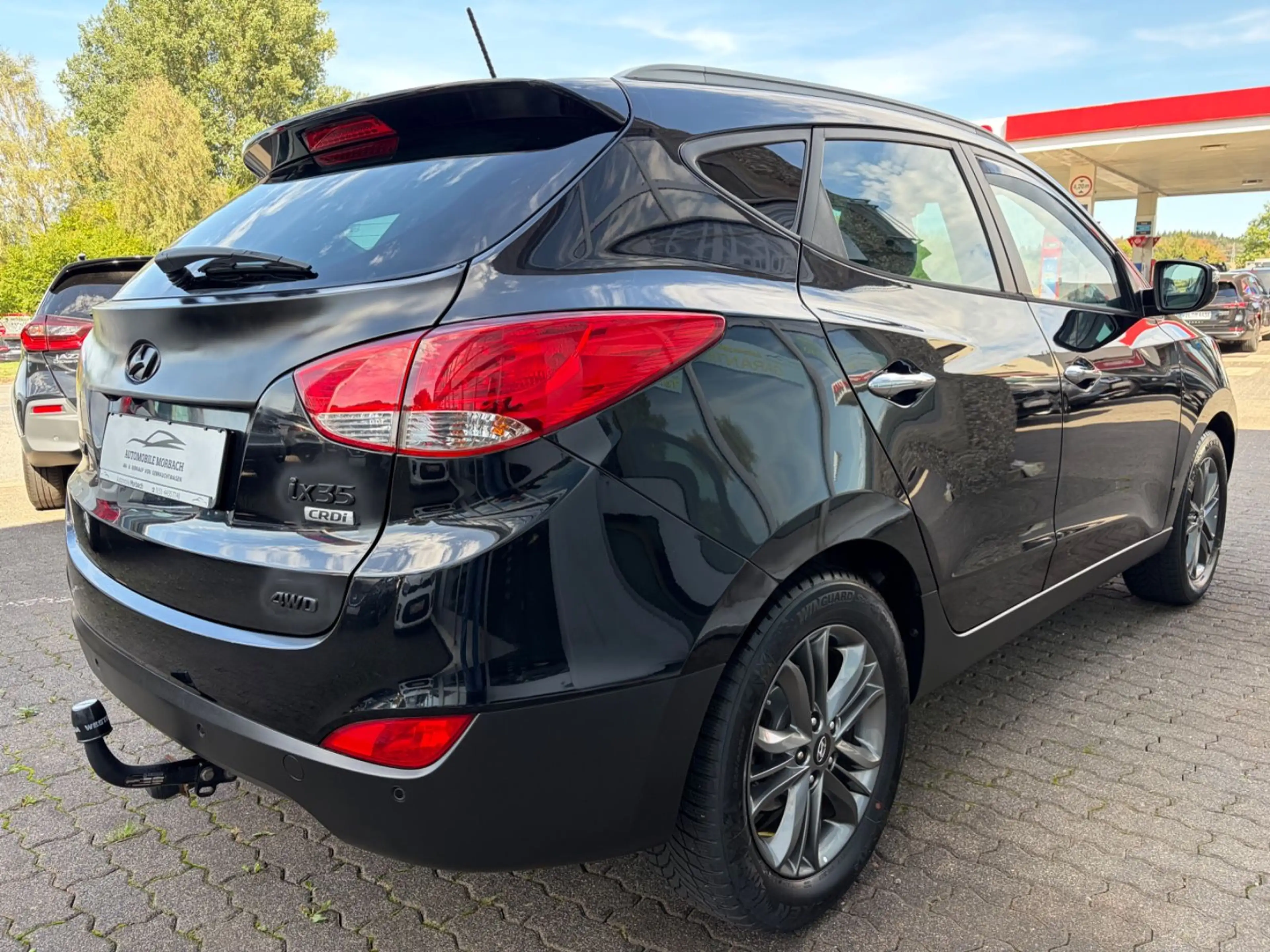 Hyundai iX35 2.0 CRDi Style 4WD*NAVI*R-CAM*ALU*AHK*TEMPO — photo 10