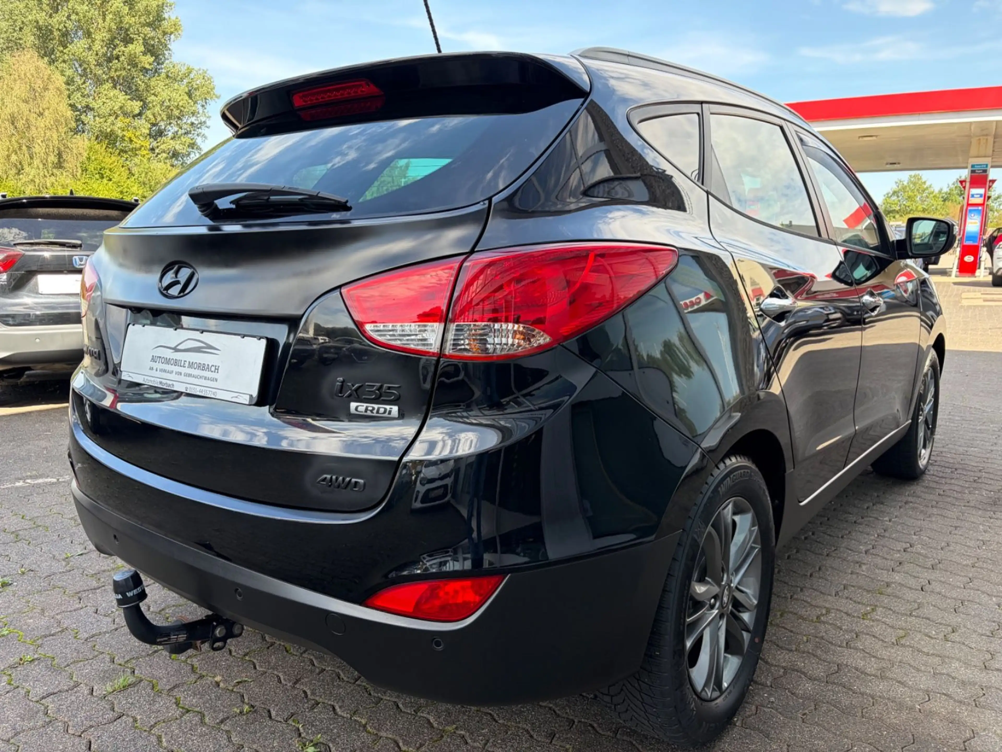 Hyundai iX35 2.0 CRDi Style 4WD*NAVI*R-CAM*ALU*AHK*TEMPO — photo 9