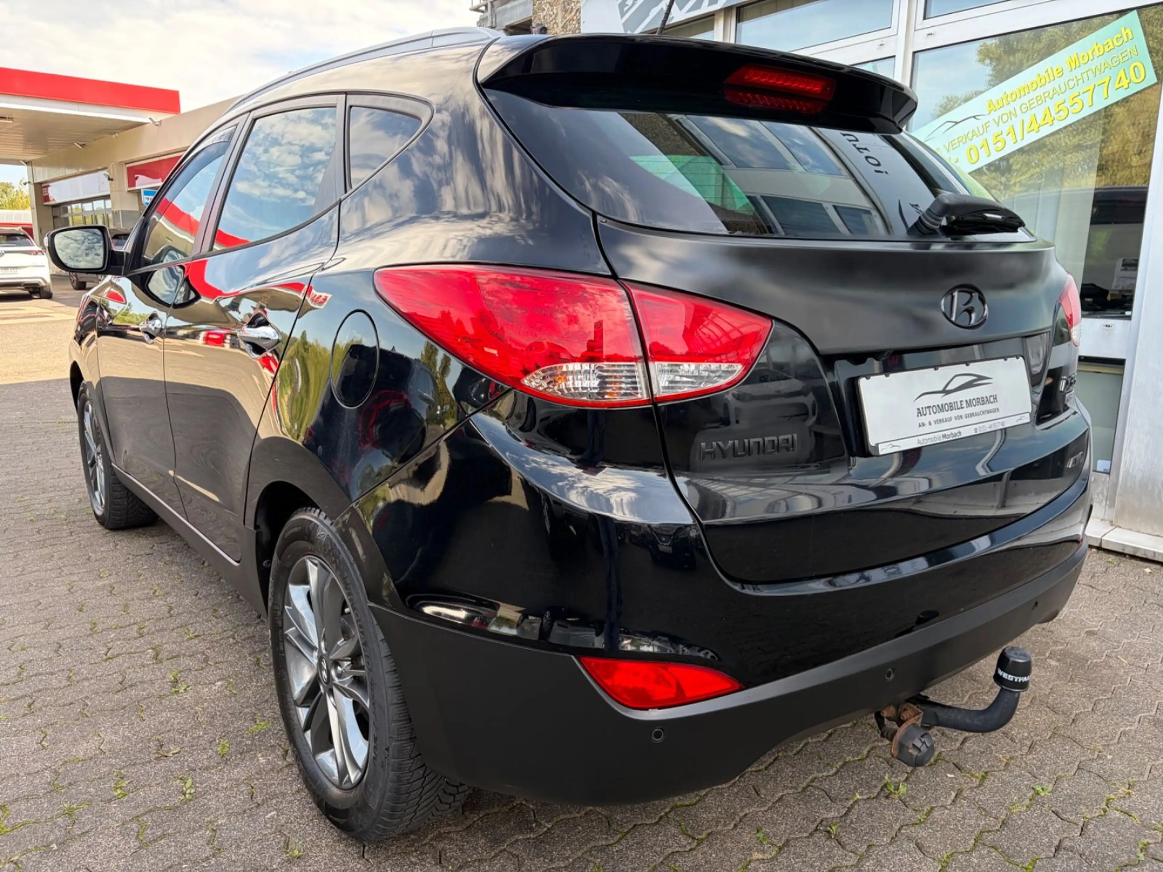 Hyundai iX35 2.0 CRDi Style 4WD*NAVI*R-CAM*ALU*AHK*TEMPO — photo 7