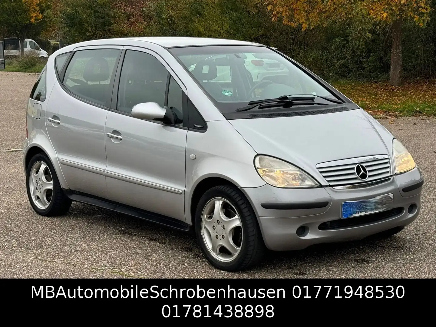 Mercedes-Benz A 190 AVANTGARDE AUTOMATIK Silber - 1