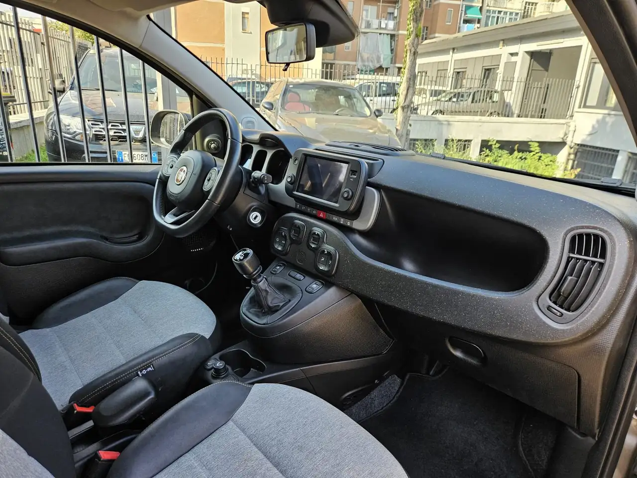 Fiat Panda 1.0 FireFly 70cv S&S Hybrid City Cross, миниатюра 16