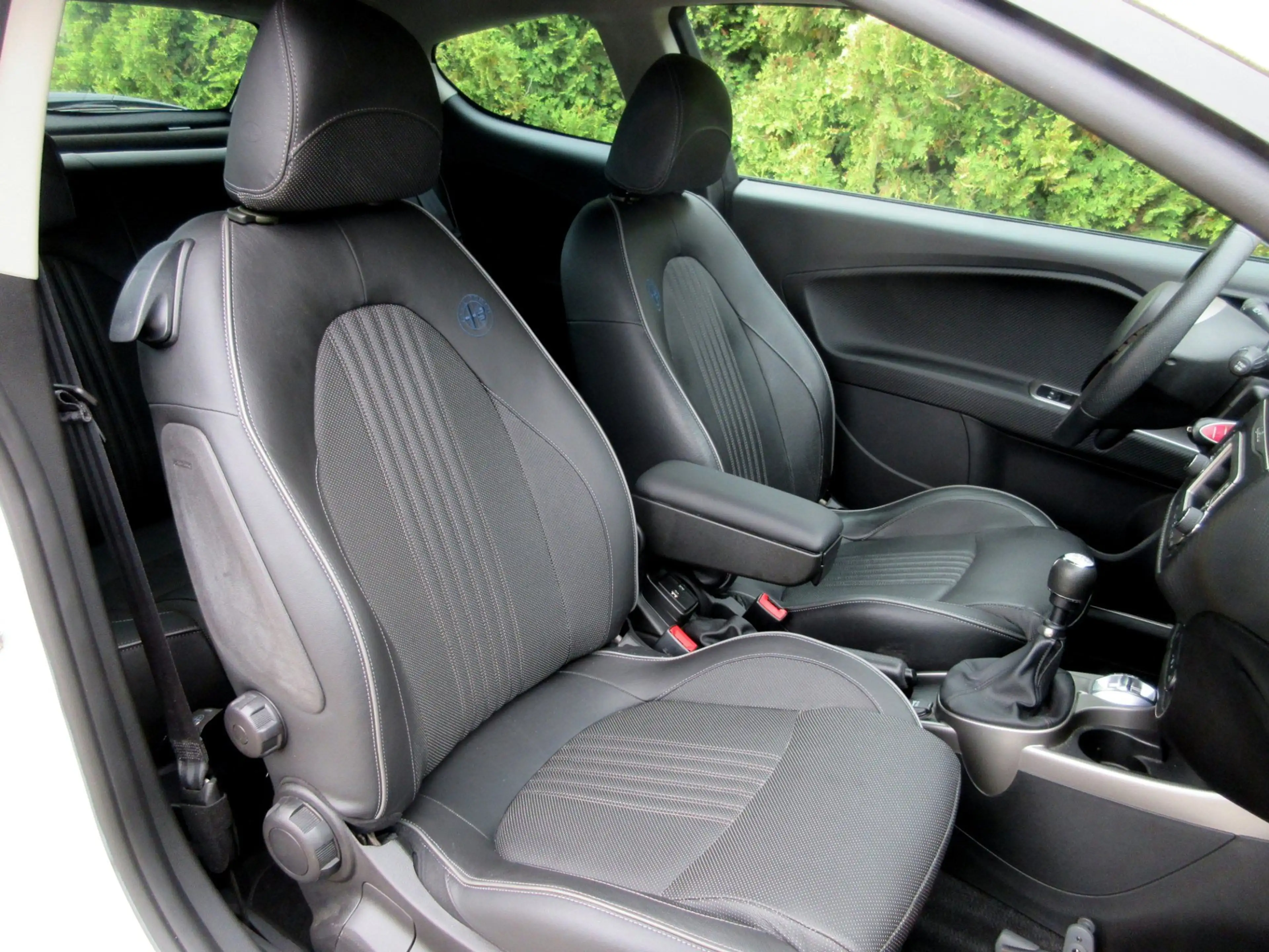 Alfa Romeo MiTo 0.9 TwinAir Esclusivo * Leder * Navi * — photo 15