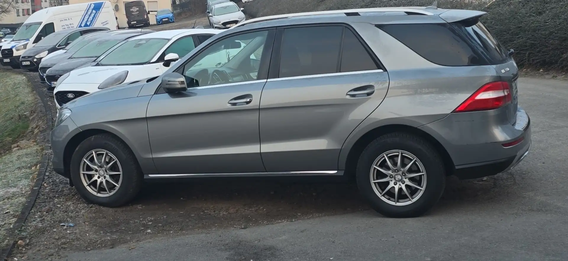 Mercedes-Benz ML 350 ML 350 CDI BlueTec (166.024) Grau - 1