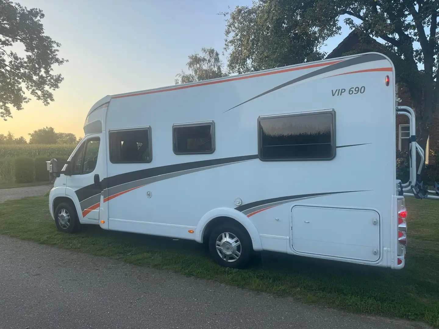 Caravans-Wohnm Carado CAPRON LIBERTE VIP 690 Blanc - 2