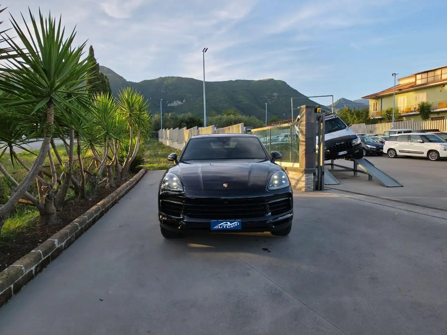 Porsche Cayenne 3.0 V6 Schwarz - 2